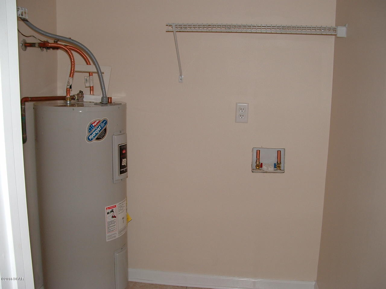 Palm Cove Phase II - Residential Lease