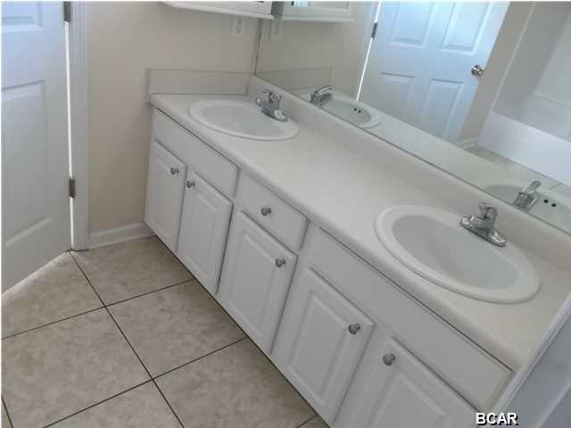 Palm Cove Phase II - Residential Lease