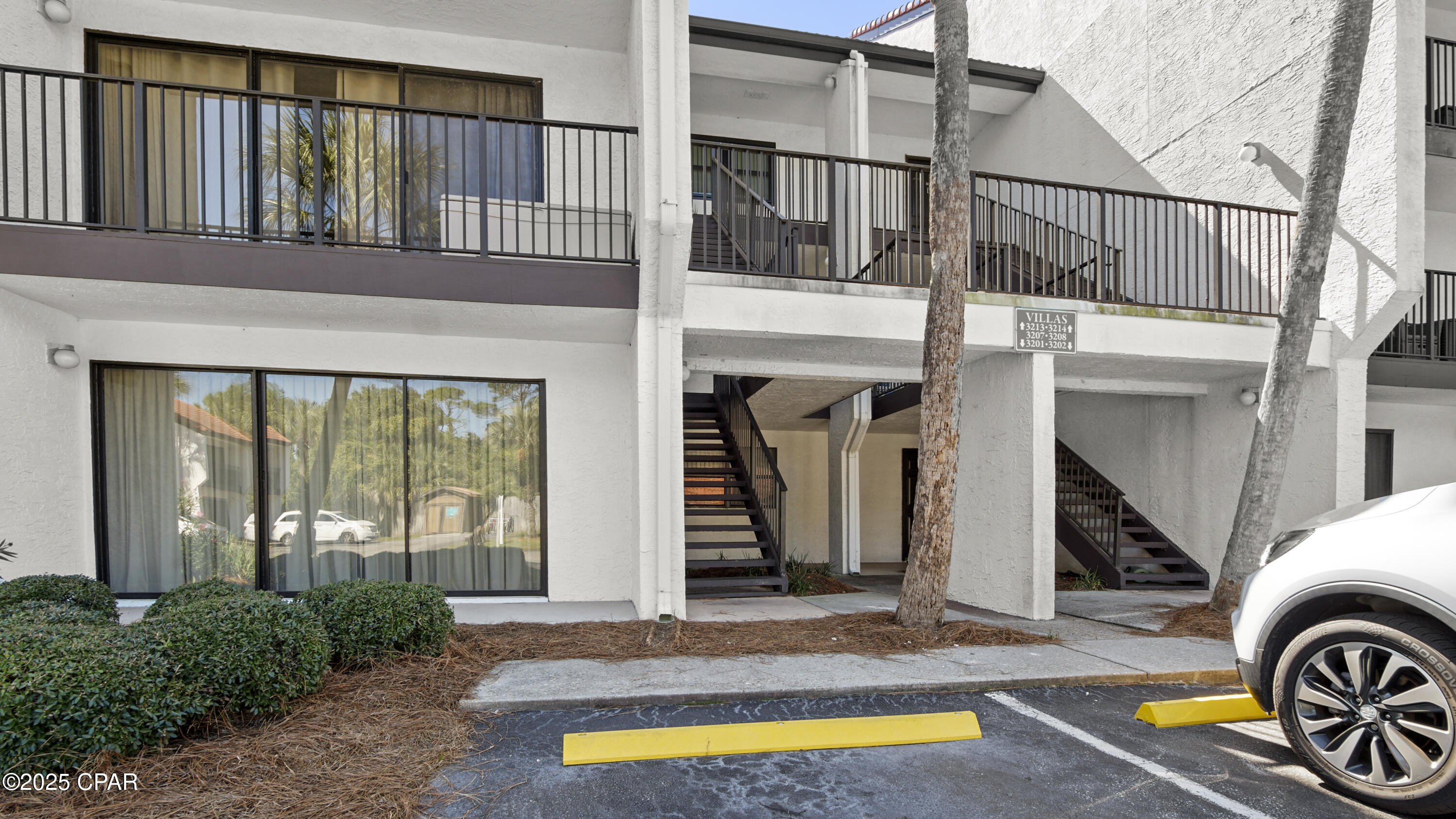 Beachview Villas - Residential