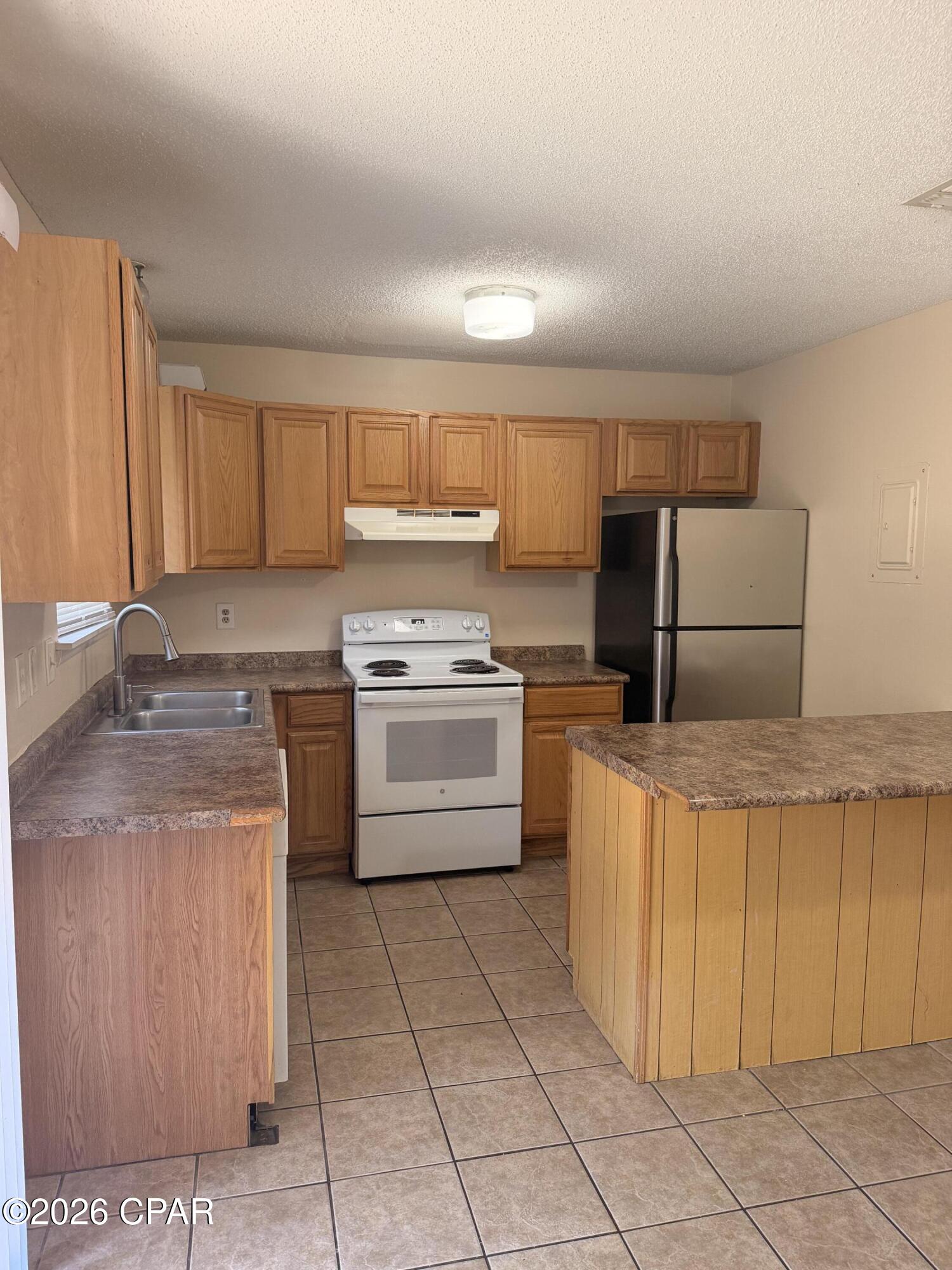 [No Recorded Subdiv] - Residential Lease