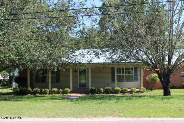 Very nice one owner home in Alford, Florida just off Hwy 231 on corner lot. This lot is level with a nice workshop in the rear and a two car garage. Has a nice eat-in kitchen that overlooks the beautiful backyard. This is an all brick home with a metal roof and ready to go. Make your appointment now!1!