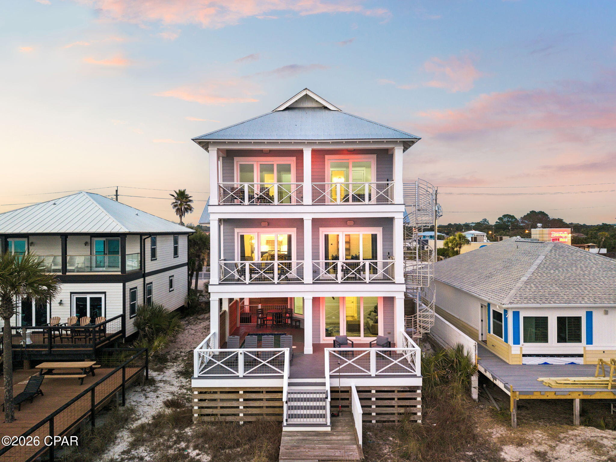 Lullwater Beach - Residential