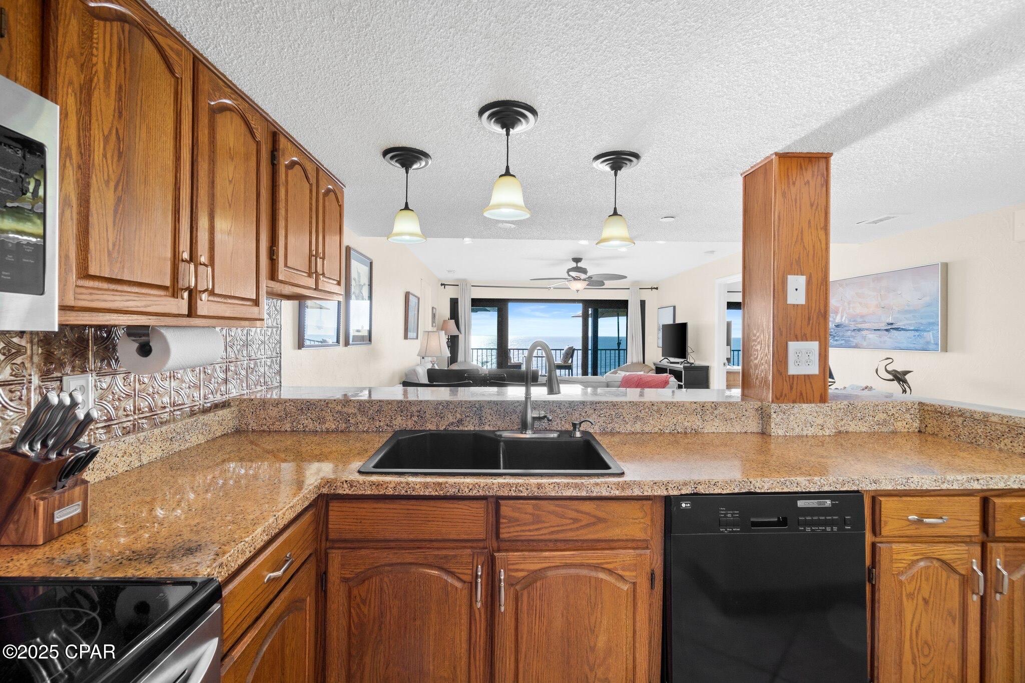 The Commodore - Residential