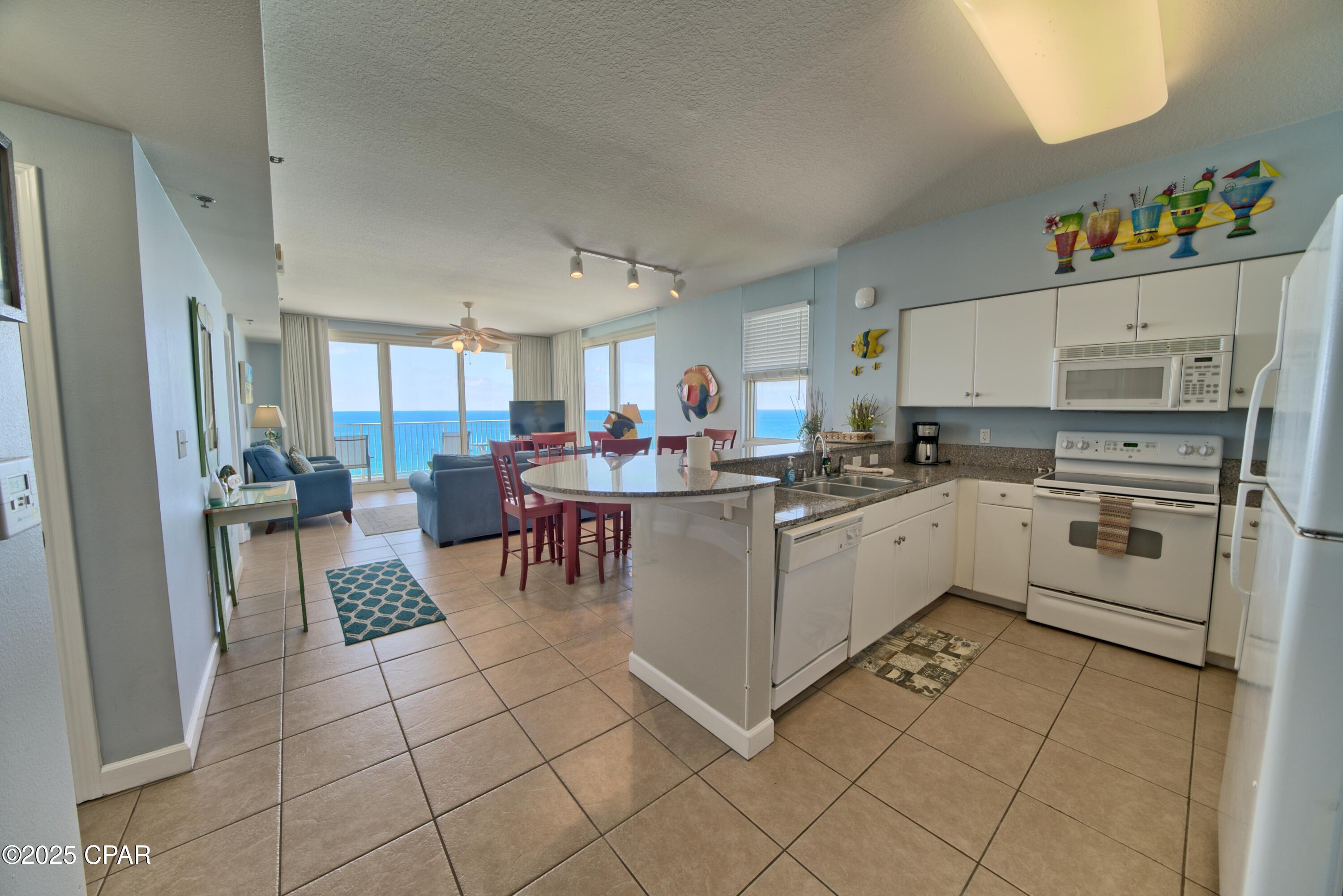 Shores Of Panama - Residential