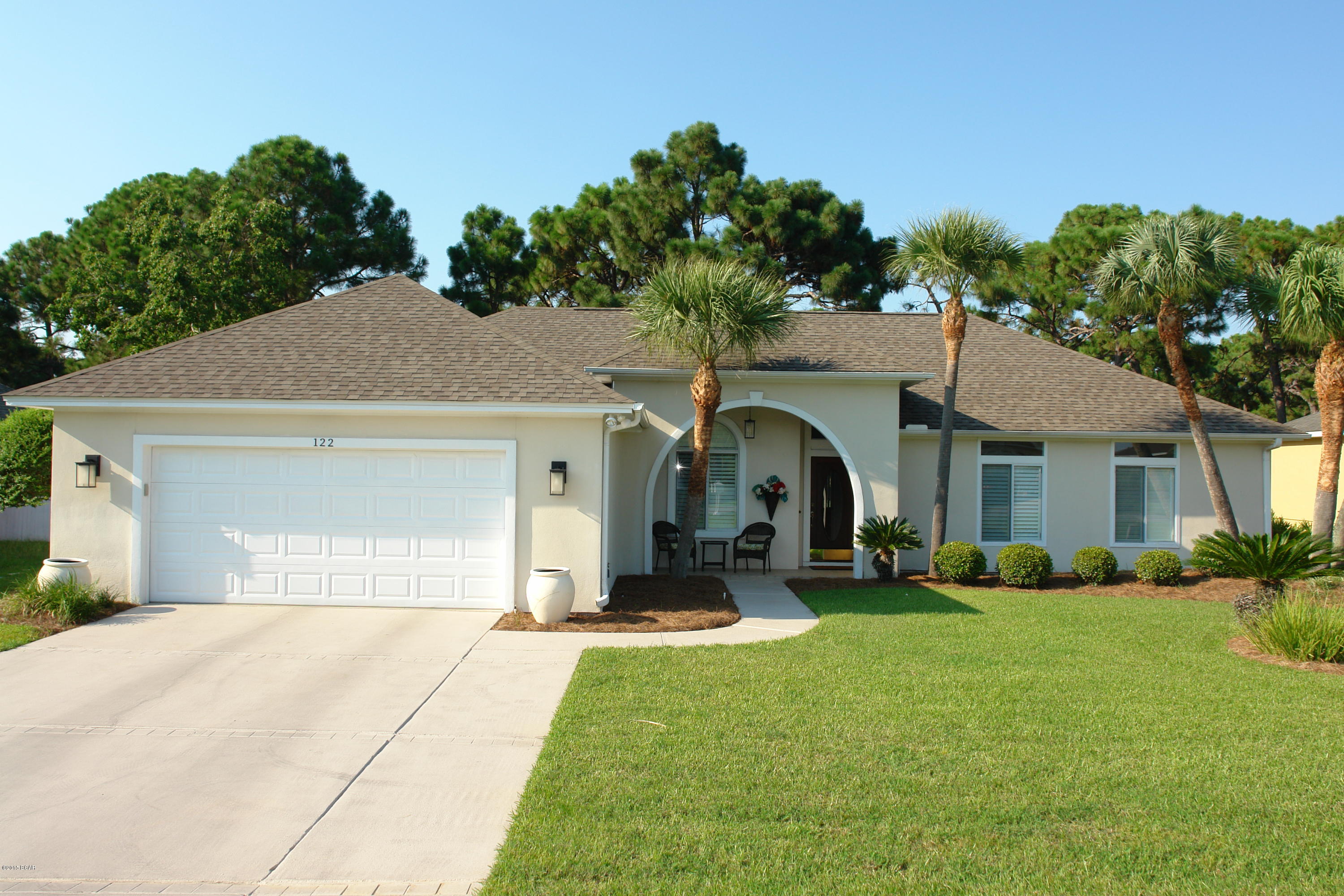 REDUCED!!!! Bring ALL OFFERS! Now Priced below Appraised Value! THIS IS THE LEAST EXPENSIVE HOME IN THE GLADES(other than the patio homes). Amazing home in The Glades subdivision on Hombre Golf Club. This home features 4 bedrooms and 2 bathrooms, large living area with wood burning fireplace, formal dining area, and a breakfast nook overlooking the golf course. The 4th bedroom, just off the main entryway, features french doors and is currently being used as an office. This home is updated with wood grain tile flooring, plantation shutters, and new appliances. The back covered patio overlooks the golf course and is perfect for entertaining and even has an uncovered area for sunbathing. There is access to the patio from the living room, master bedroom, and from another bedroom. Be sure to check out the pictures of this awesome home and make an appointment today for a private viewing. Furnishings are negotiable. Hombre Golf Club hosts the PGA Tour Qualifying School each Fall. New roof in 2012. New AC/Heat in 2012. New Cabinets and Appliances in 2014. Home under current termite bond.All info and measurements are approximate and must be verified.