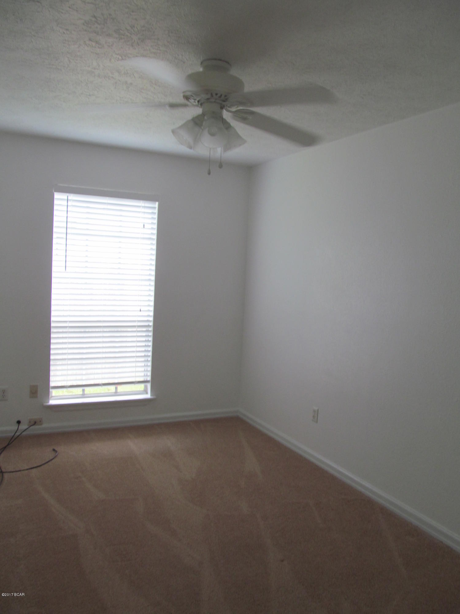 Hutchison's 2nd To Bahama Bch - Residential Lease