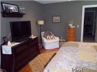 Country Club Harbour Estates - Residential