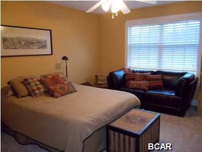Country Club Harbour Estates - Residential