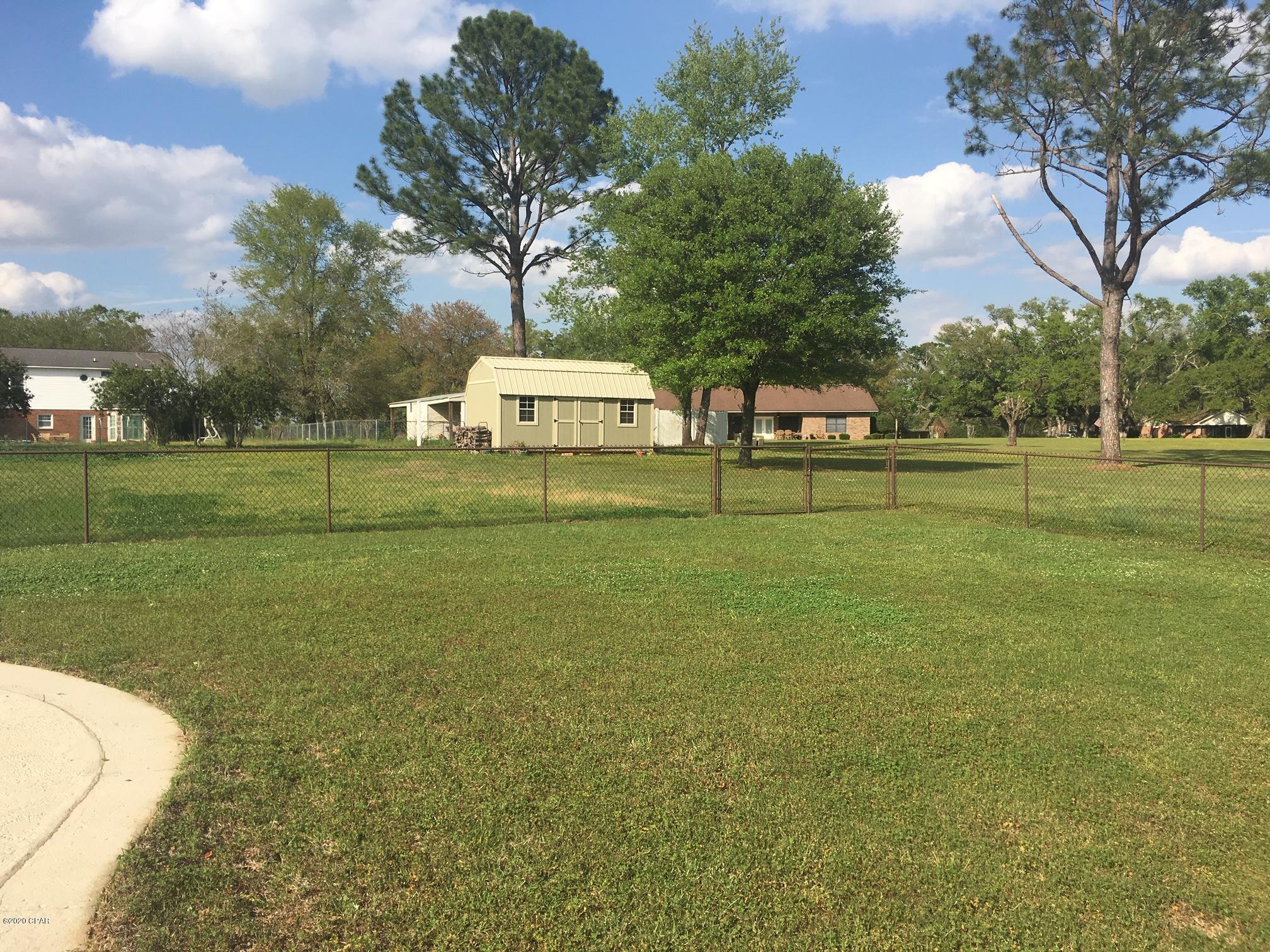North Oaks - Residential