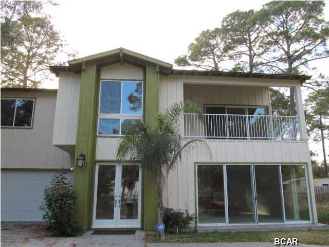 VERY NICE BAY VIEW HOME. THIS IS A 3 BEDROOM 2 1/2 BATH HOME WITH GARAGE THAT OFFERS CUSTOM CABINETRY, STAINLESS STEELE APPLIANCES, TILE FLOORING, GRANITE COUNTER TOPS. UPSTAIRS INCLUDES THE LAUNDRY AND ALL BEDROOMS INCLUDING THE MASTER BEDROOM WITH BALCONY AND BAY VIEW. ALL BEDROOMS ARE ON THE 2ND FLOOR. OWNER PAYS LAWN CARE AND SECURITY SYSTEM. THE LAWN IN THE FRONT OF THE HOME DOES NOT BELONG TO THE PROPERTY. PROPERTY IS ON SEPTIC.