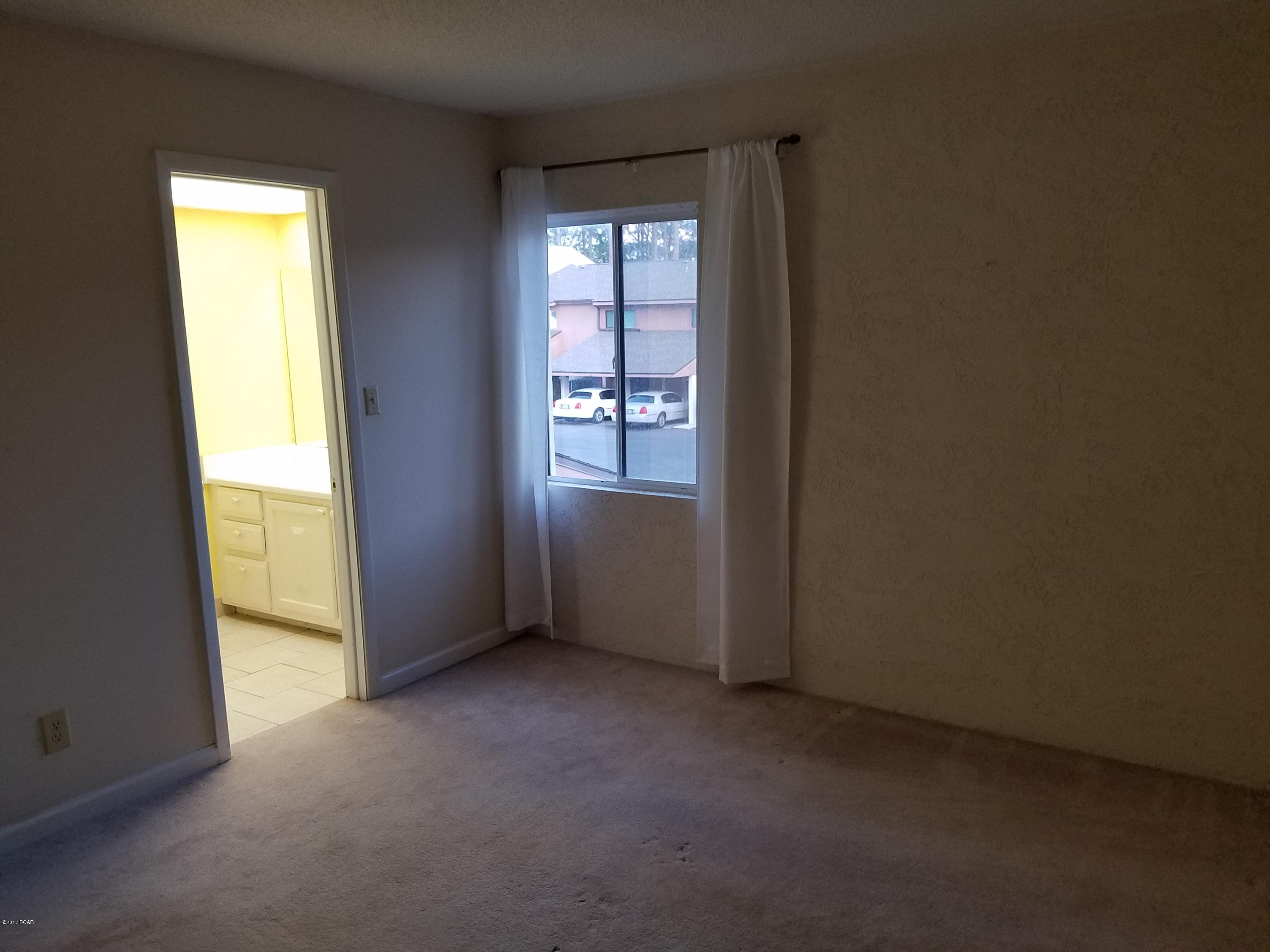 Palisades Condo Ph 1 - Residential Lease