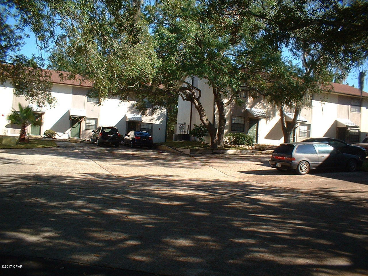 This is a 2-story townhome located in popular St. Andrews and near the shops and restaurants. This unit has a view of the lake and features a back patio area, stove, refrigerator, dishwasher, washer & dryer hookups and central heat & air.  Your rent includes pest control, lawn care, garbage and a basic cable package through Comcast.  Not a pet friendly complex