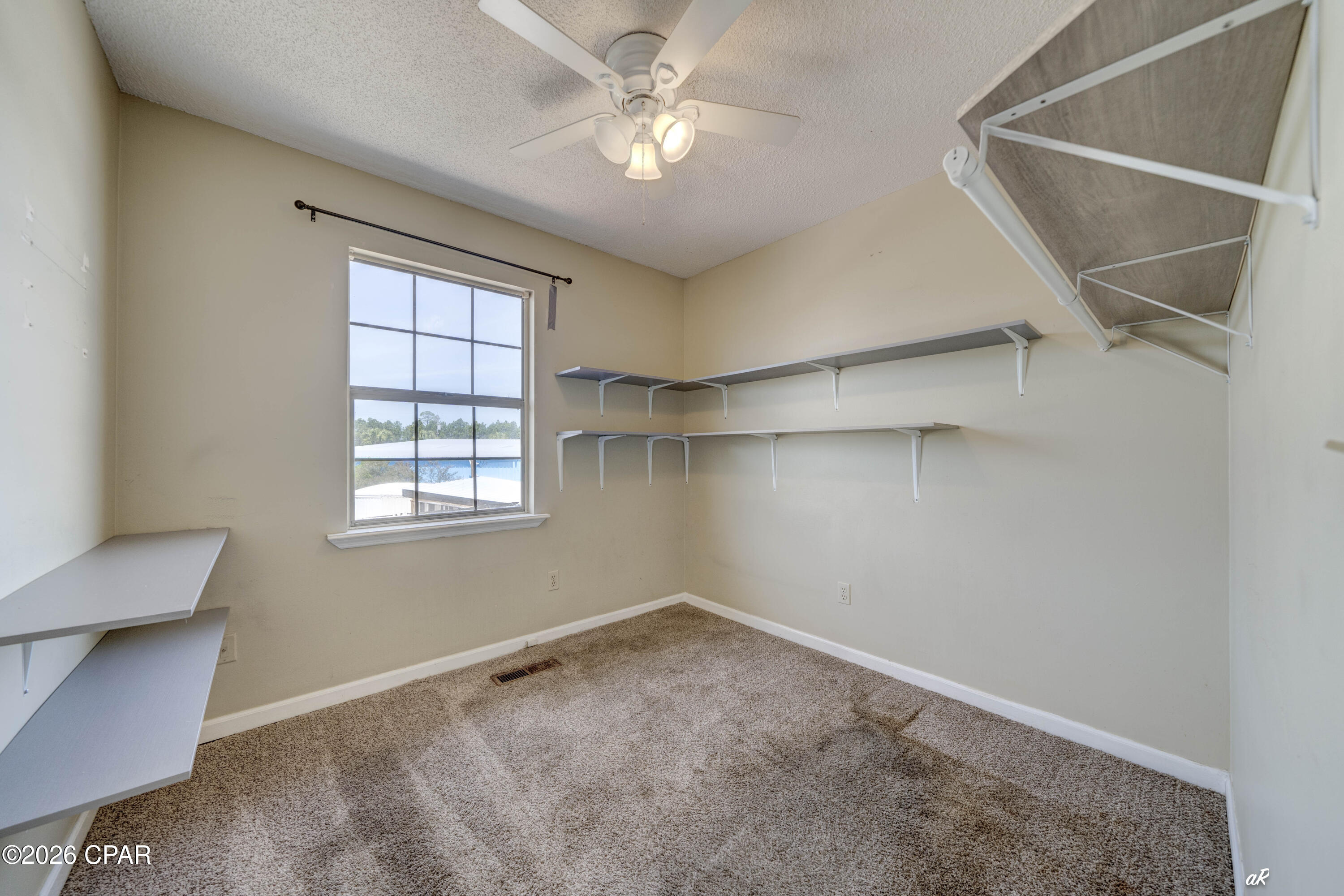 Bayside Park Unit 1 - Residential Lease