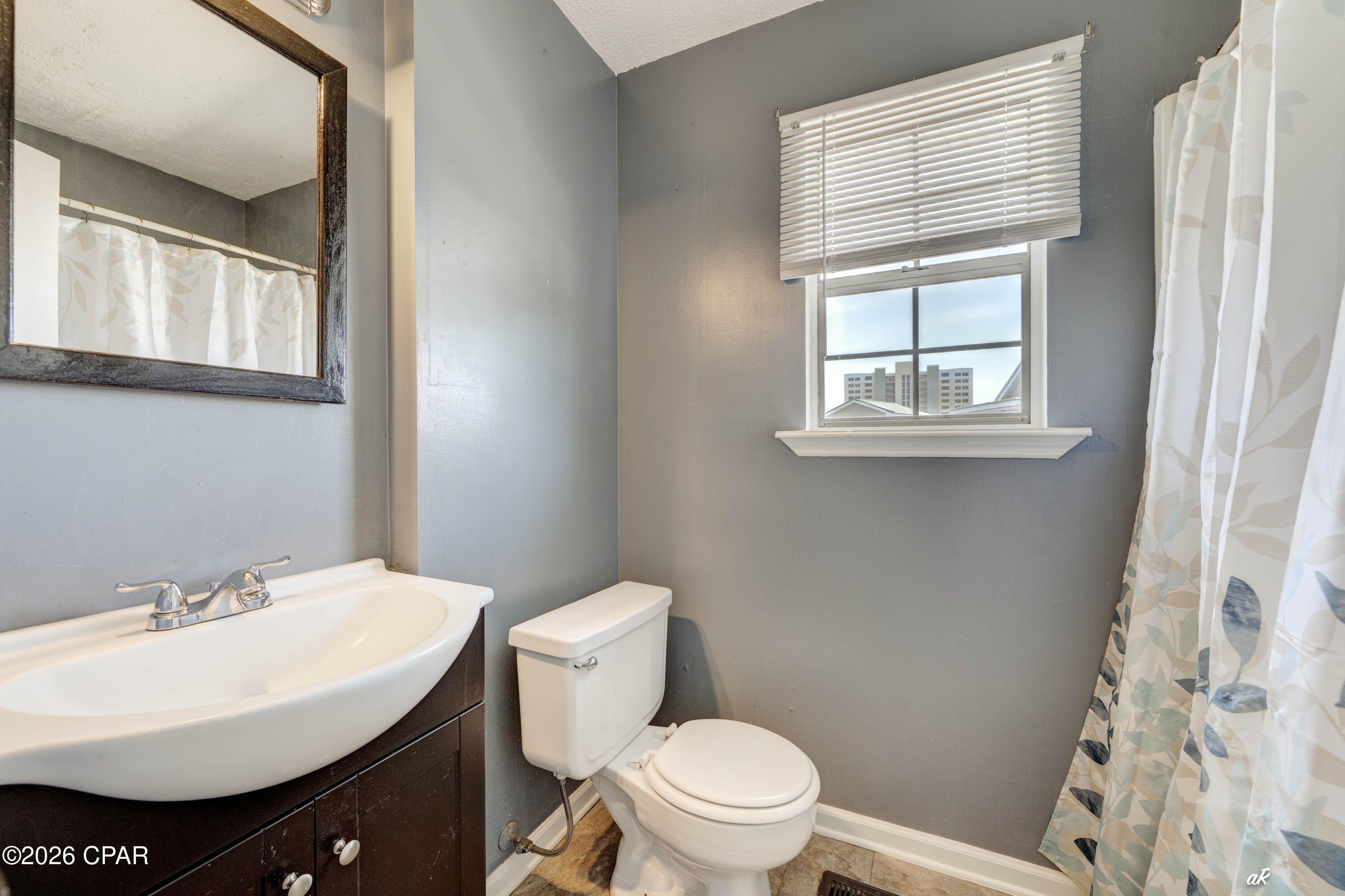 Bayside Park Unit 1 - Residential Lease