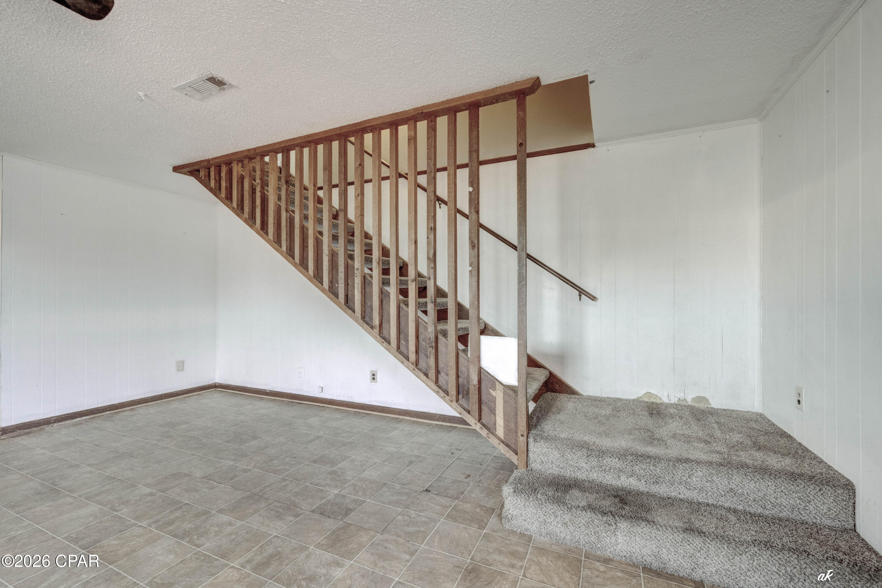 Bayside Park Unit 1 - Residential Lease