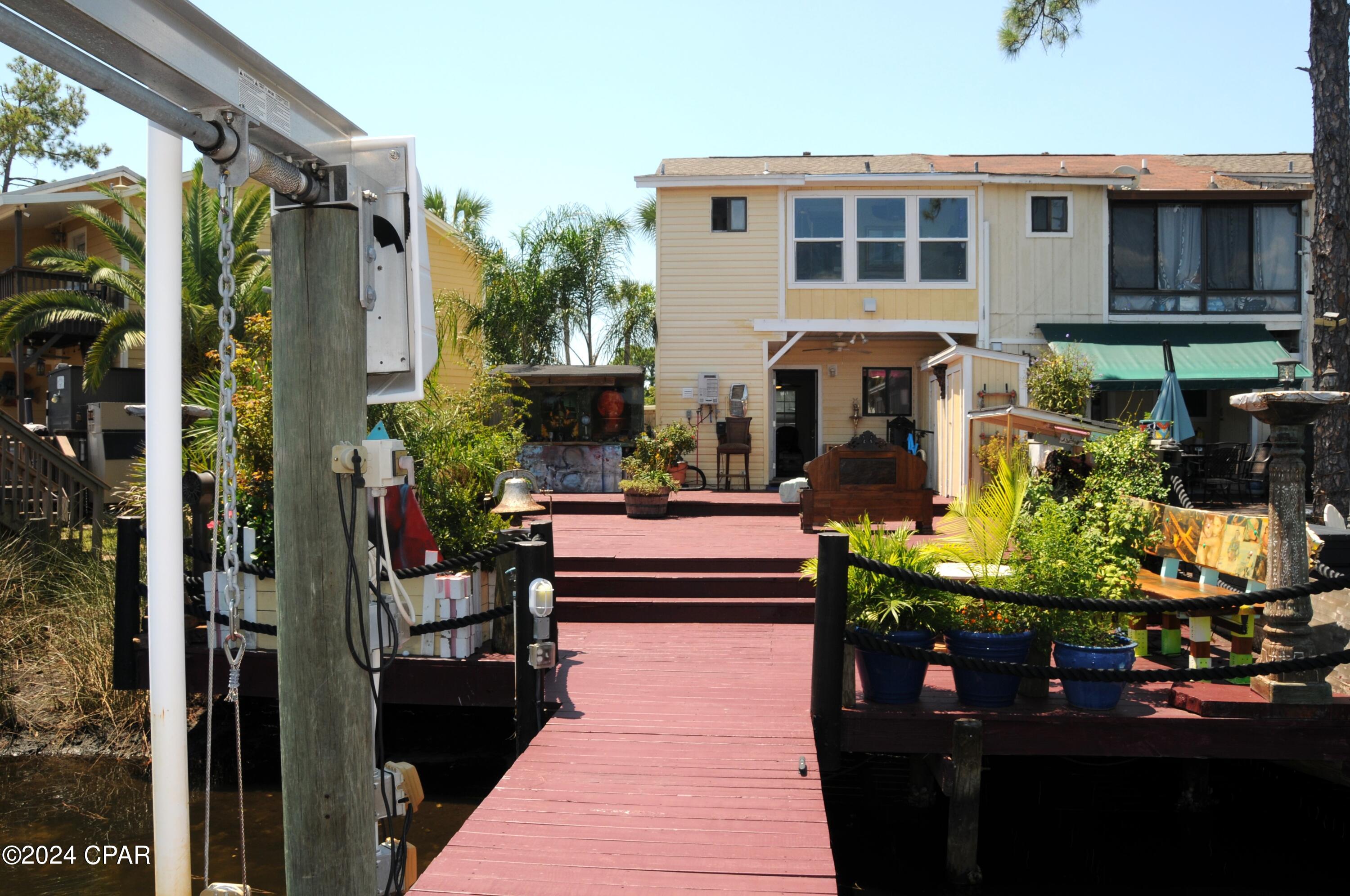 Harbour Towne - Residential