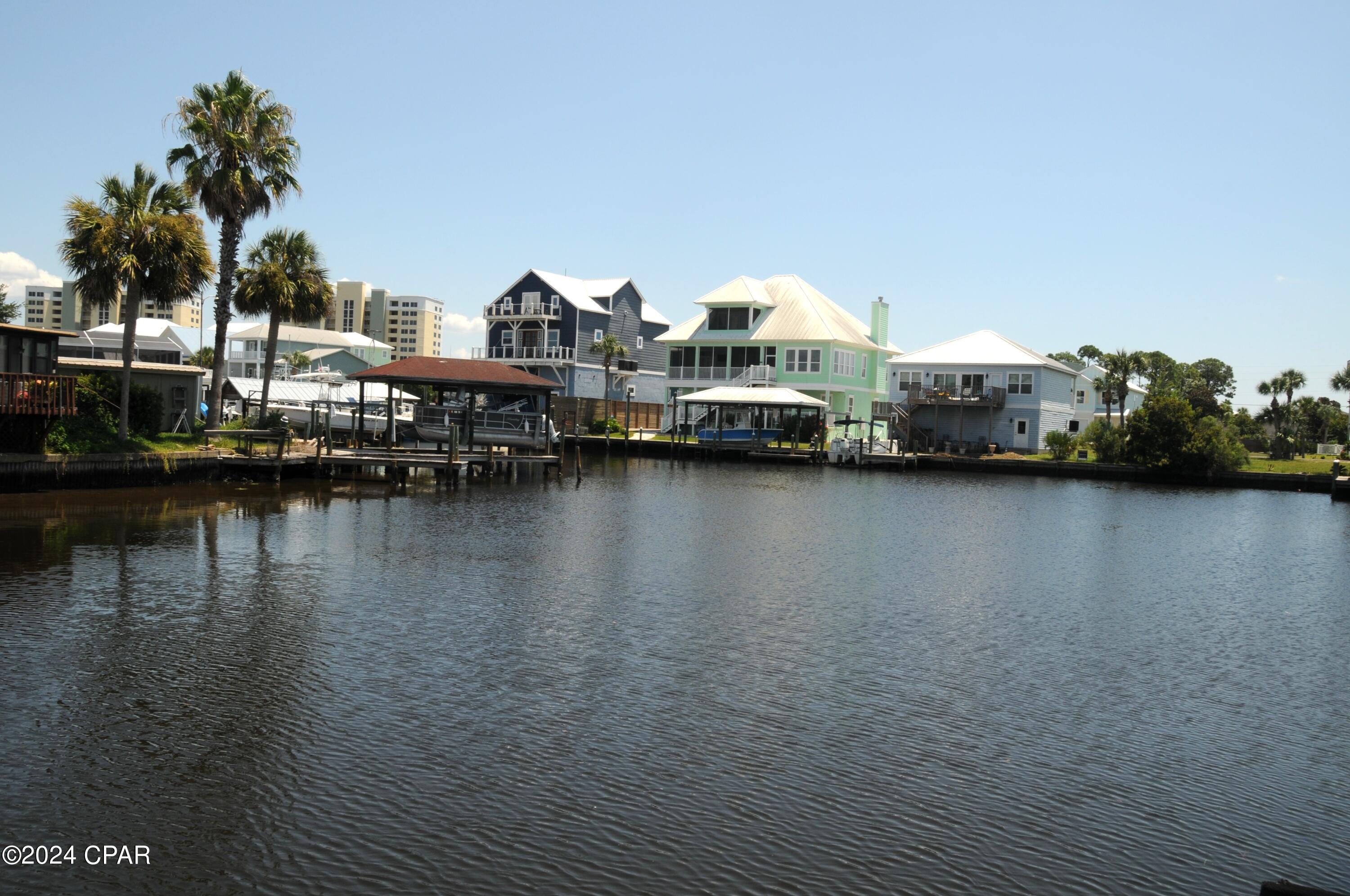 Harbour Towne - Residential