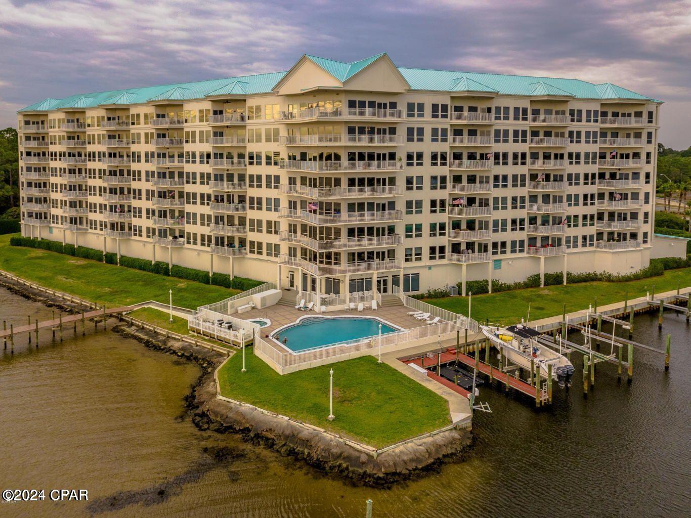 Marina Bay Condo - Residential Lease