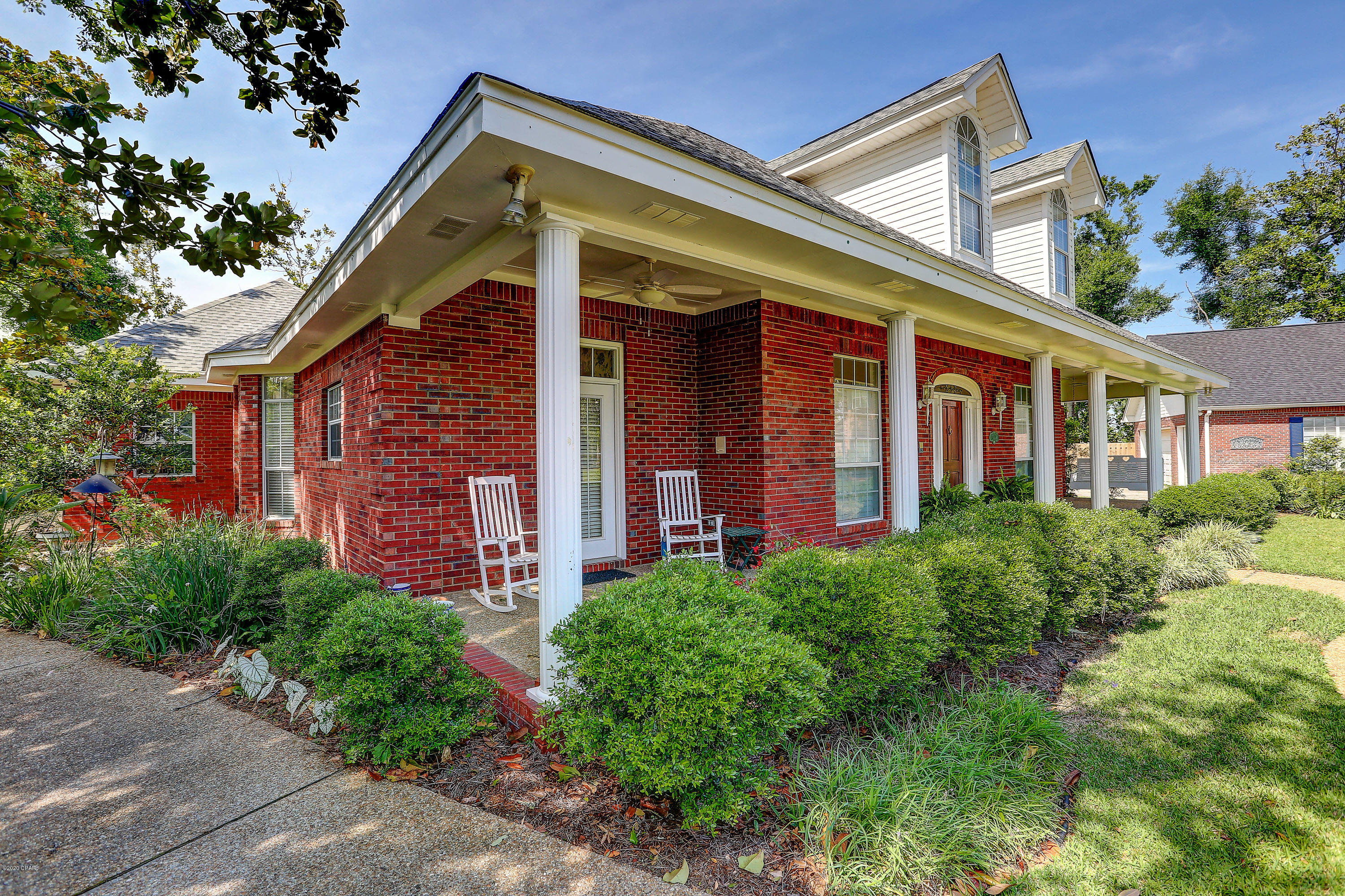 Country Club Harbour Estates - Residential