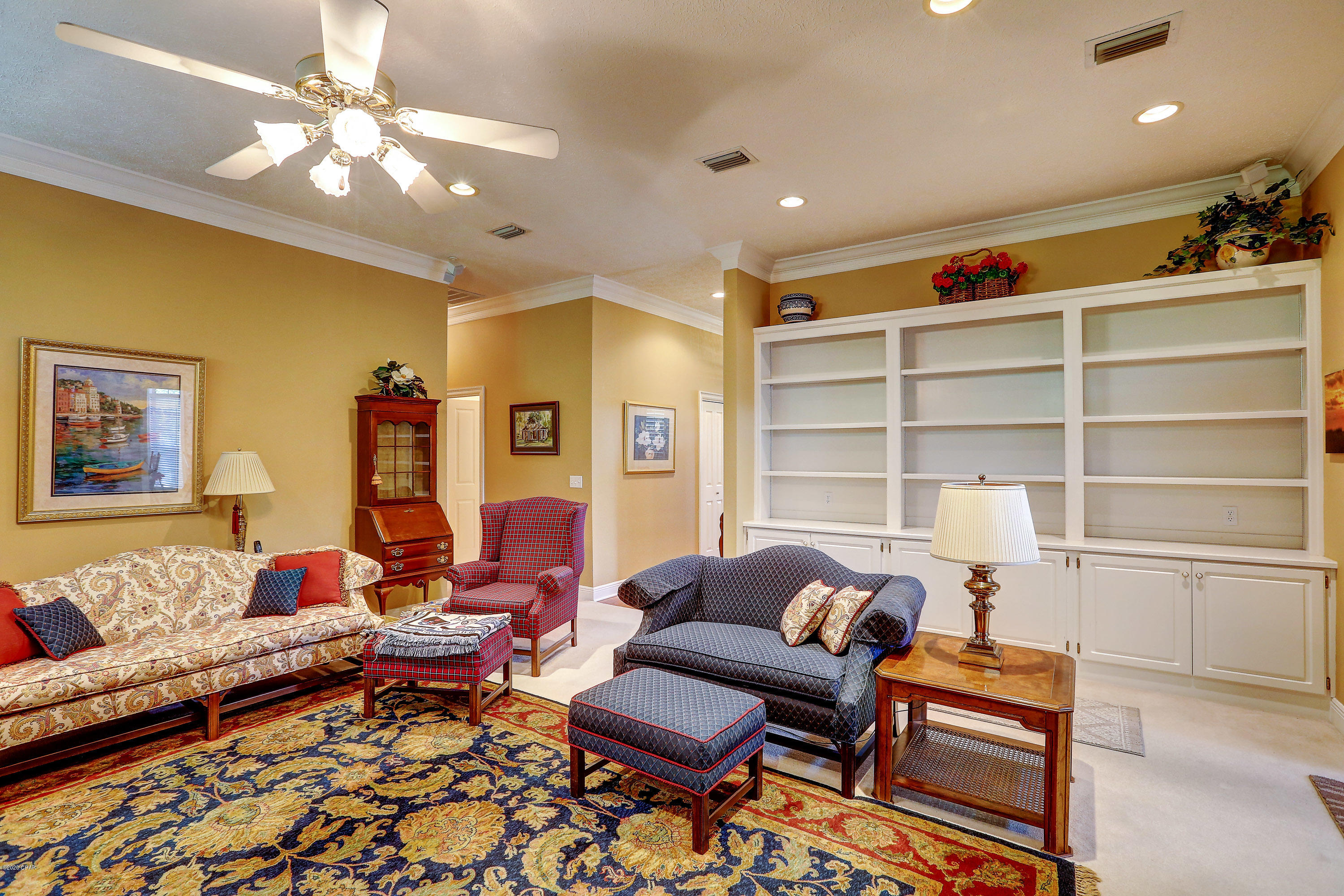 Country Club Harbour Estates - Residential