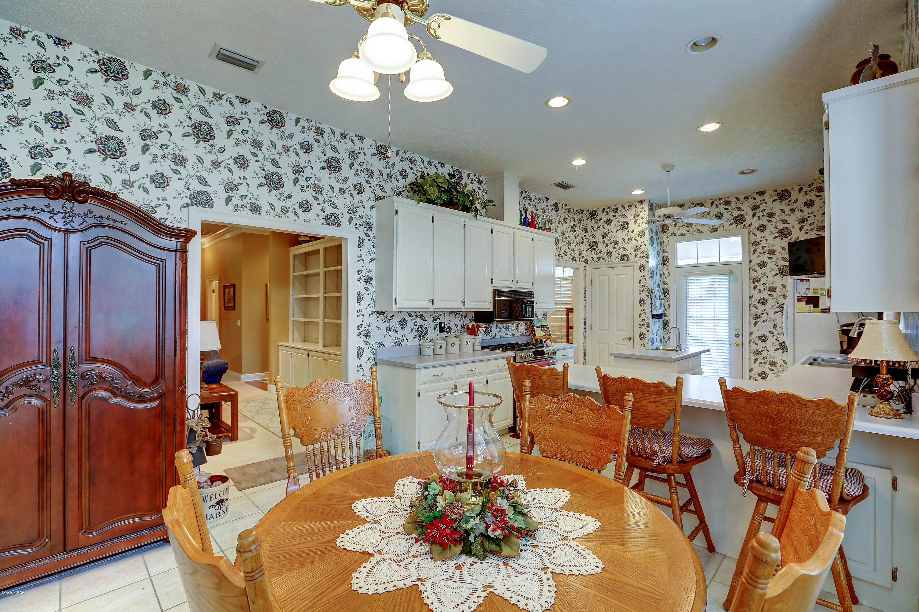 Country Club Harbour Estates - Residential