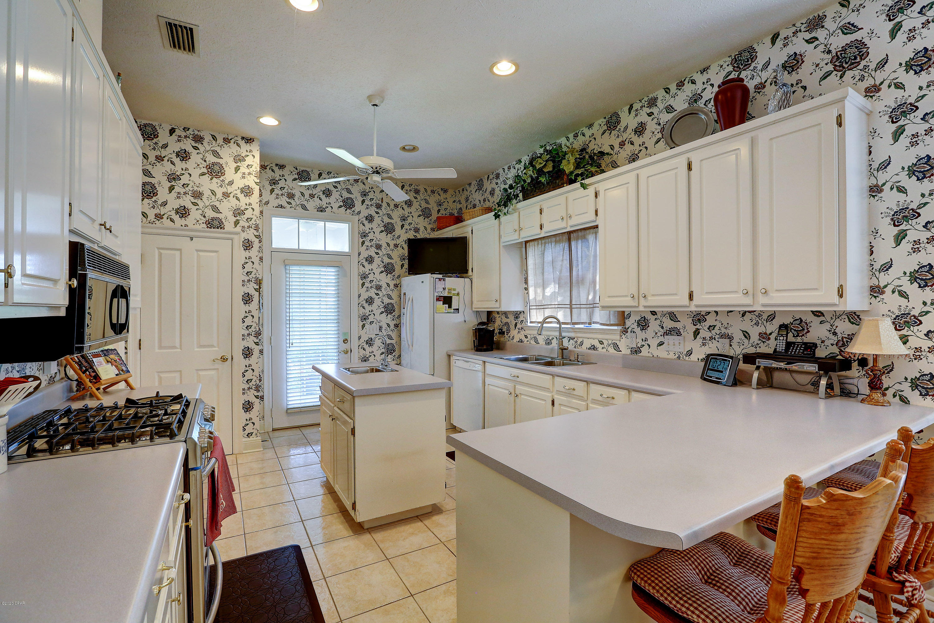 Country Club Harbour Estates - Residential