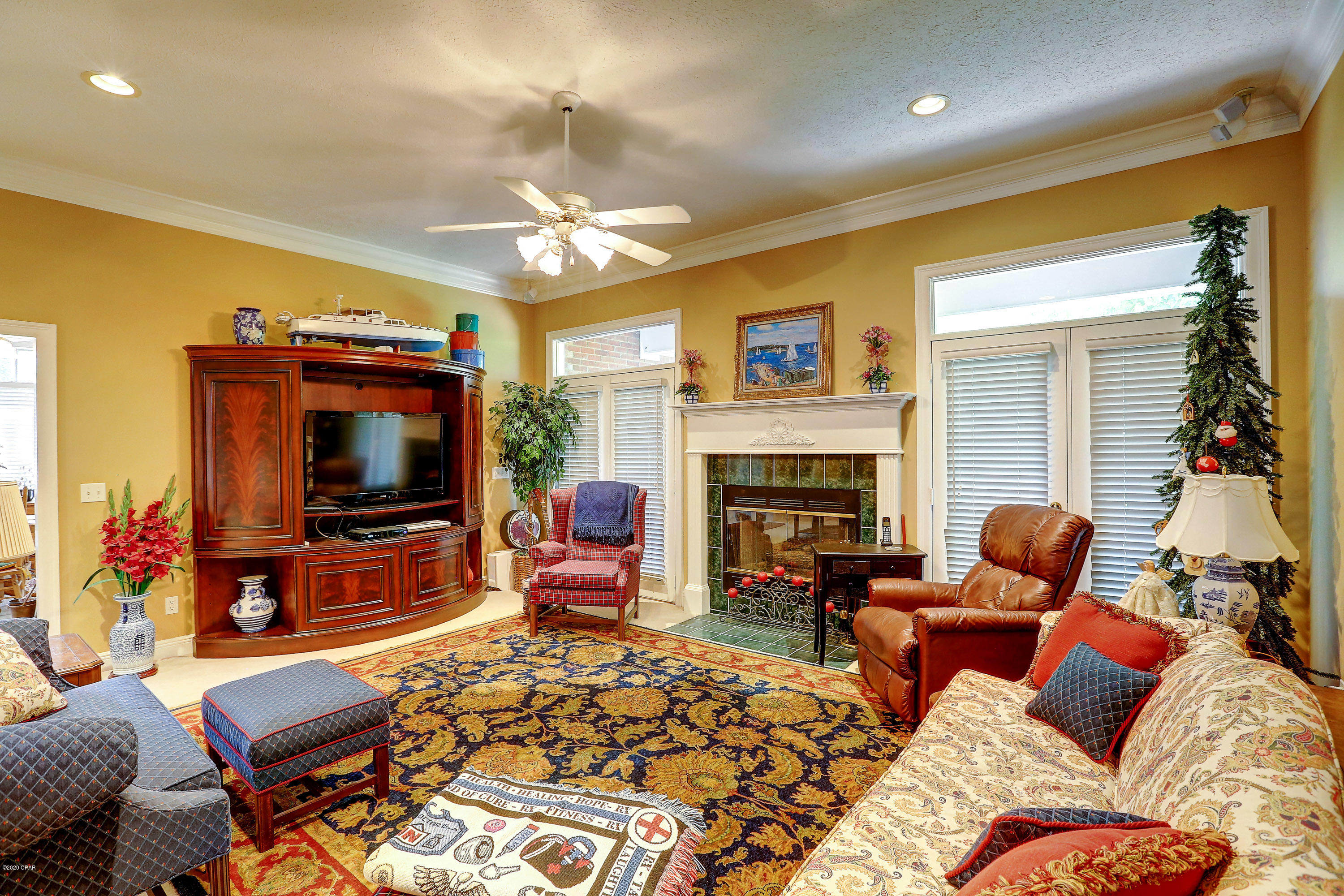 Country Club Harbour Estates - Residential