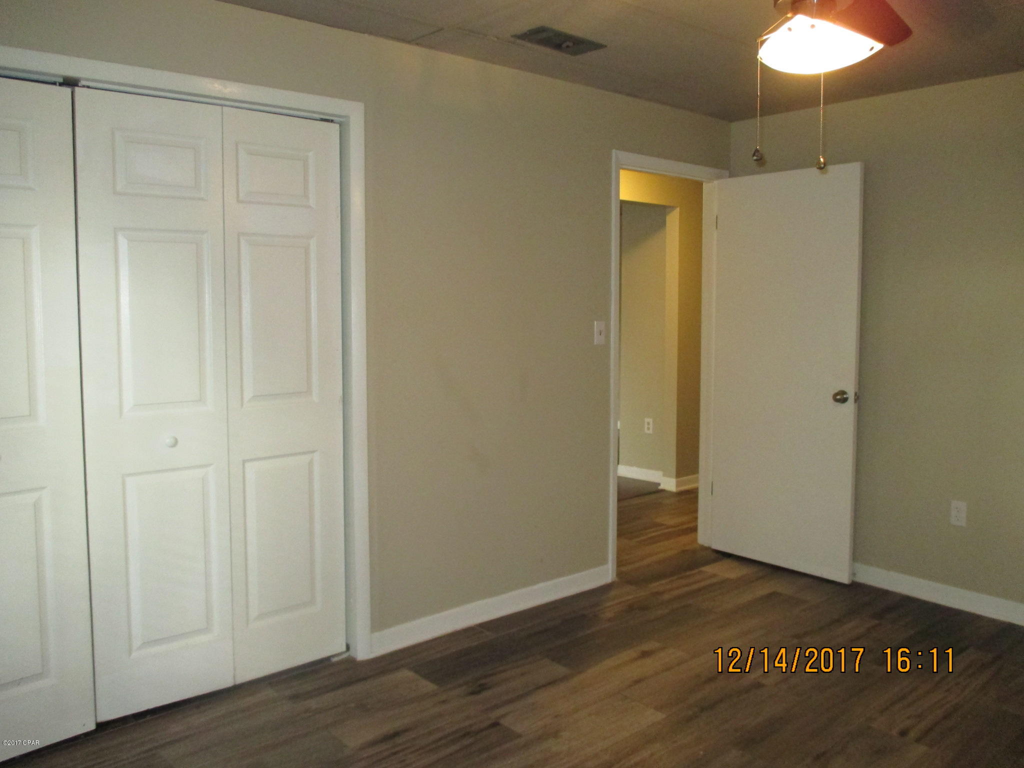 Bay Club Condo Ph 1 - Residential Lease