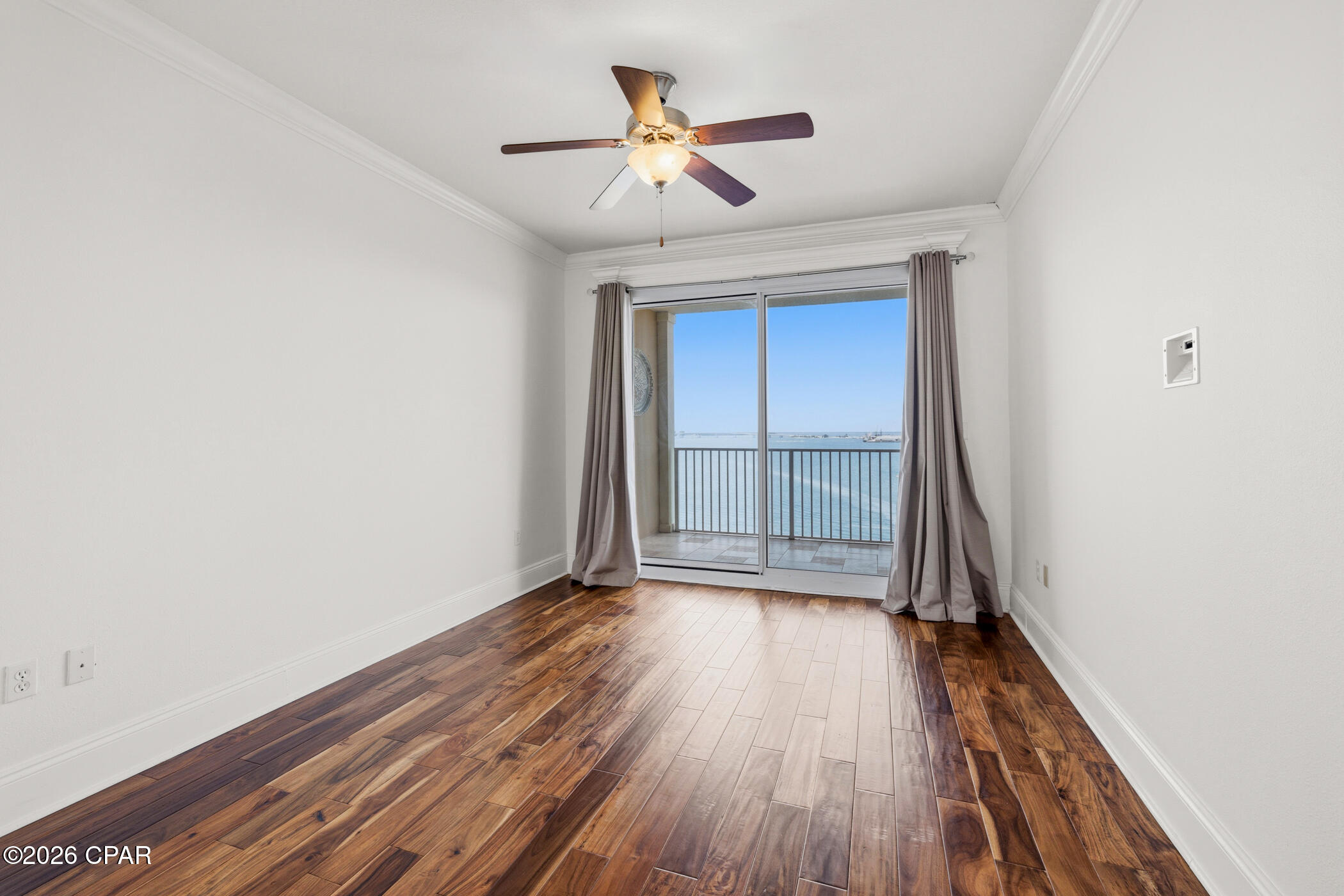 Magnolia Bay Club - Residential