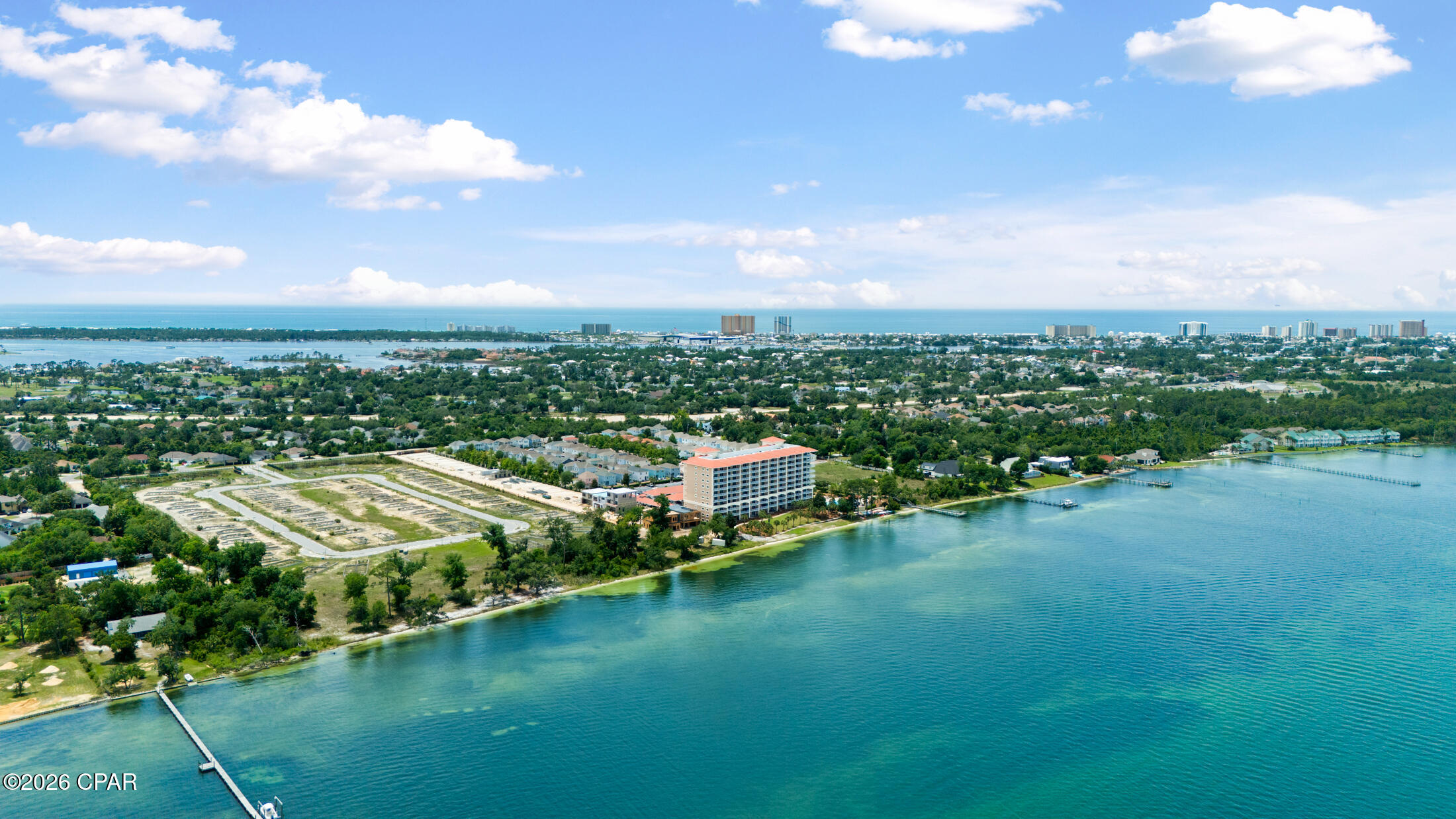 Magnolia Bay Club - Residential
