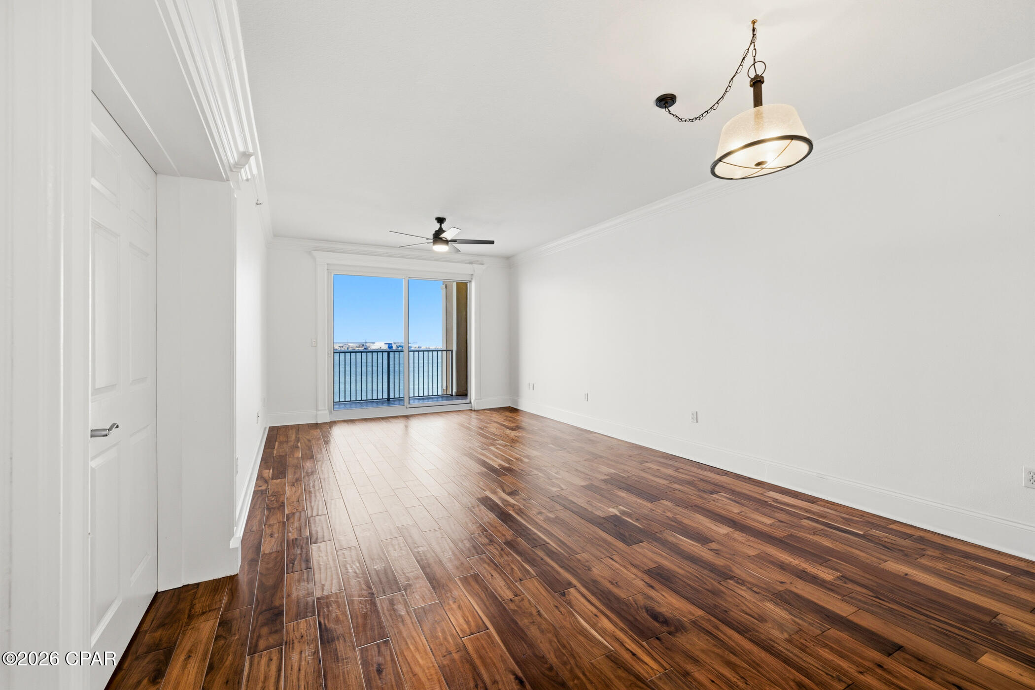 Magnolia Bay Club - Residential