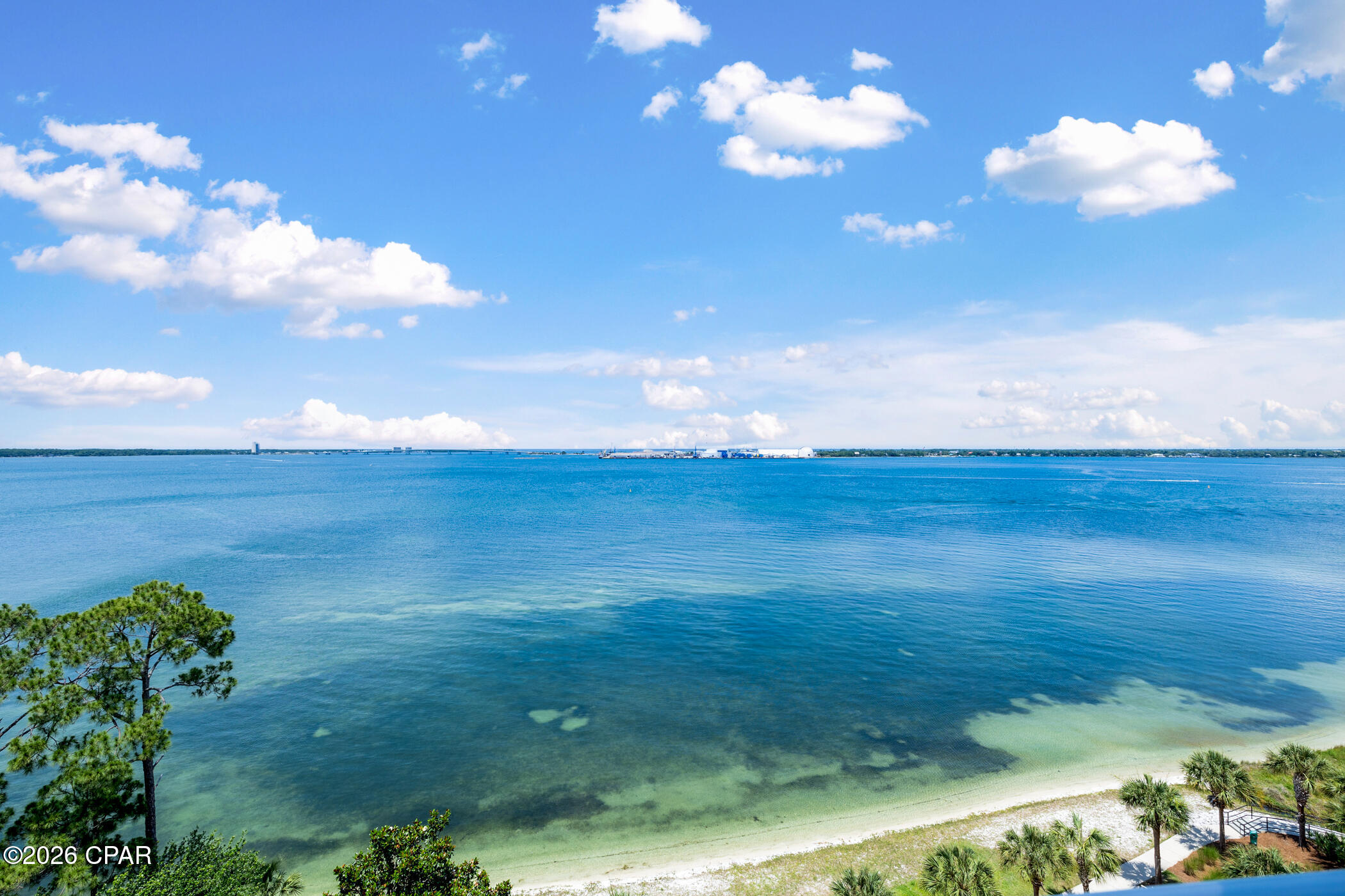 Magnolia Bay Club - Residential