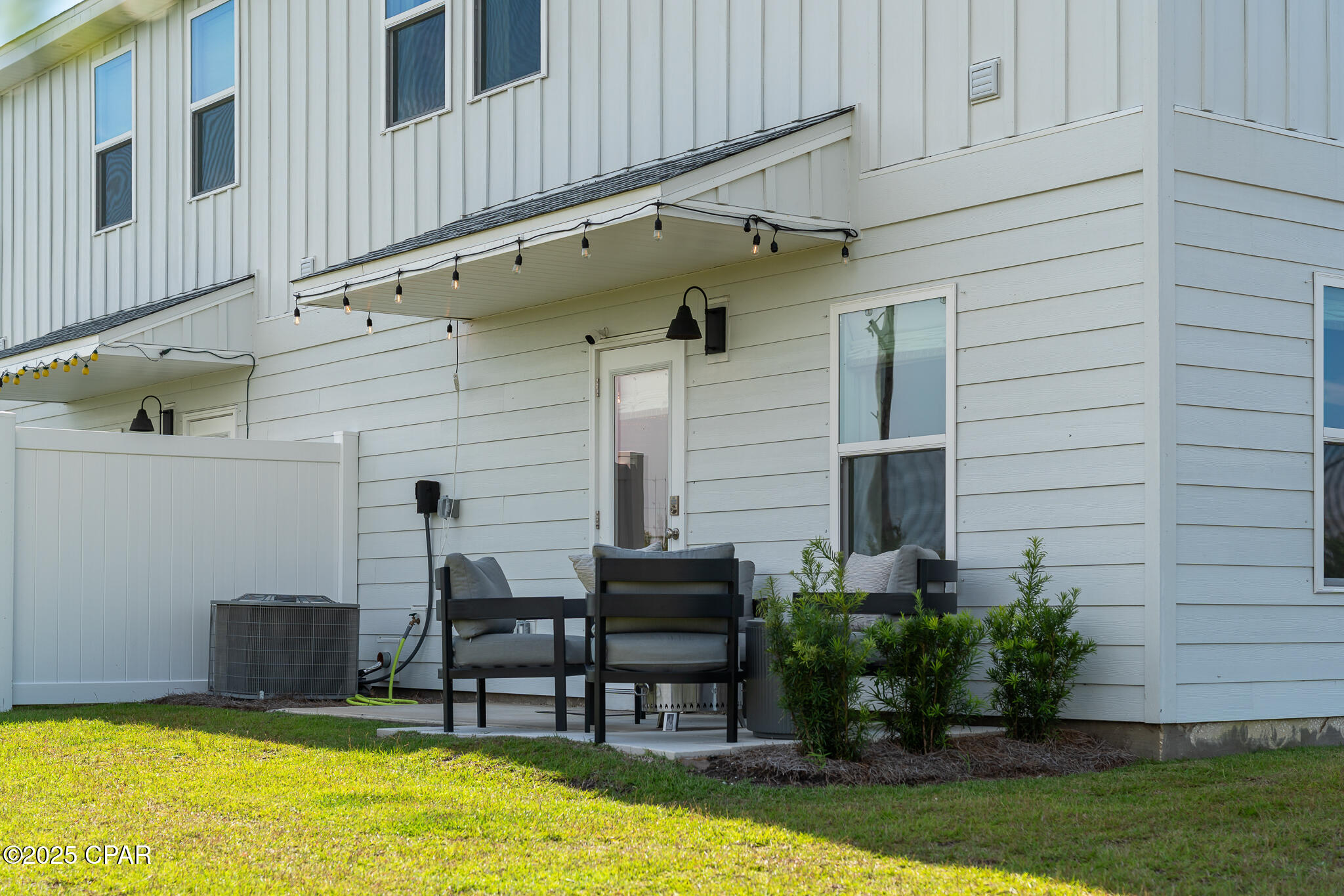 Salt Creek at MB Townhomes - Residential