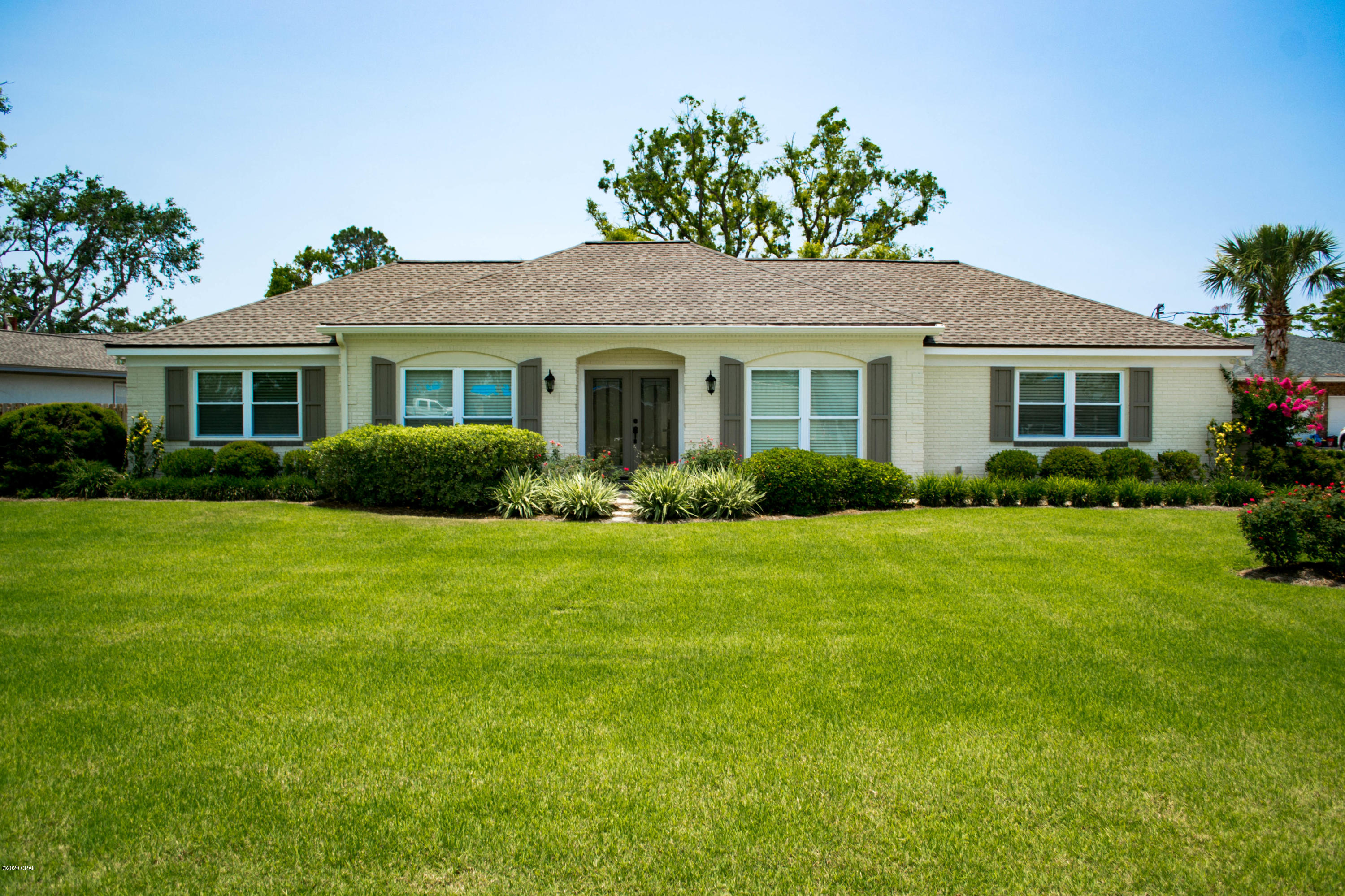 ***ALL UTILITIES INCLUDED minus cable/internet, lawn care also included*** MUST SEE, located close to GCSC and FSUPC. Stunning waterfront home for rent w/ 12,000 lb boat slip and canal access. There is a ton of pantry and storage space in the kitchen which is equipped with top of the line appliances. Home also includes a built in surround sound system in living room. Out the back door is a large Florida room with plexiglass garage door, perfect for entertaining. The master suite includes a large walk-in closet with built in shelves. Master bathroom has a garden tub and separate big stand up shower. Split floor plan with large laundry room and extra storage.