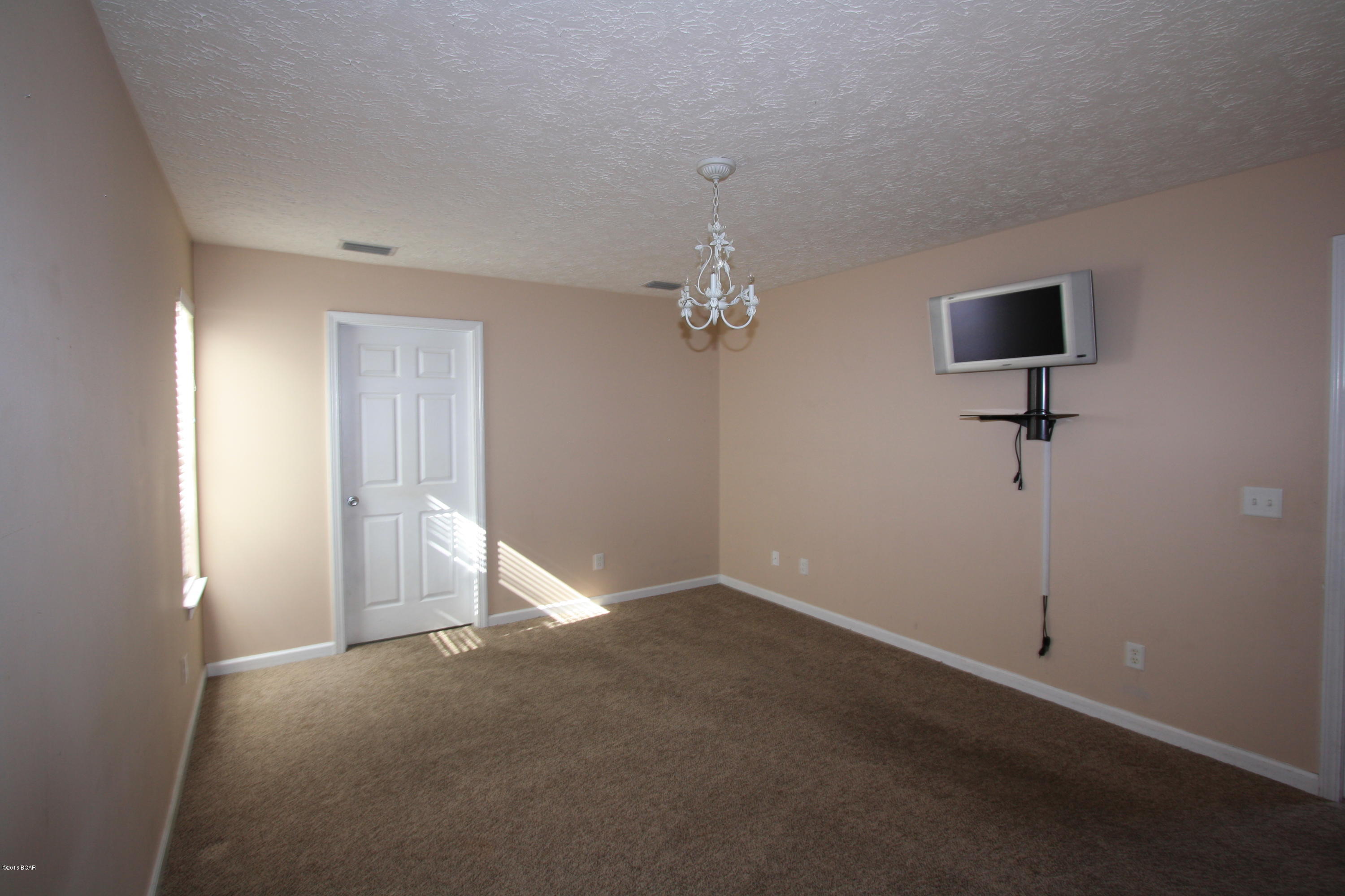 Palm Cove - Residential Lease