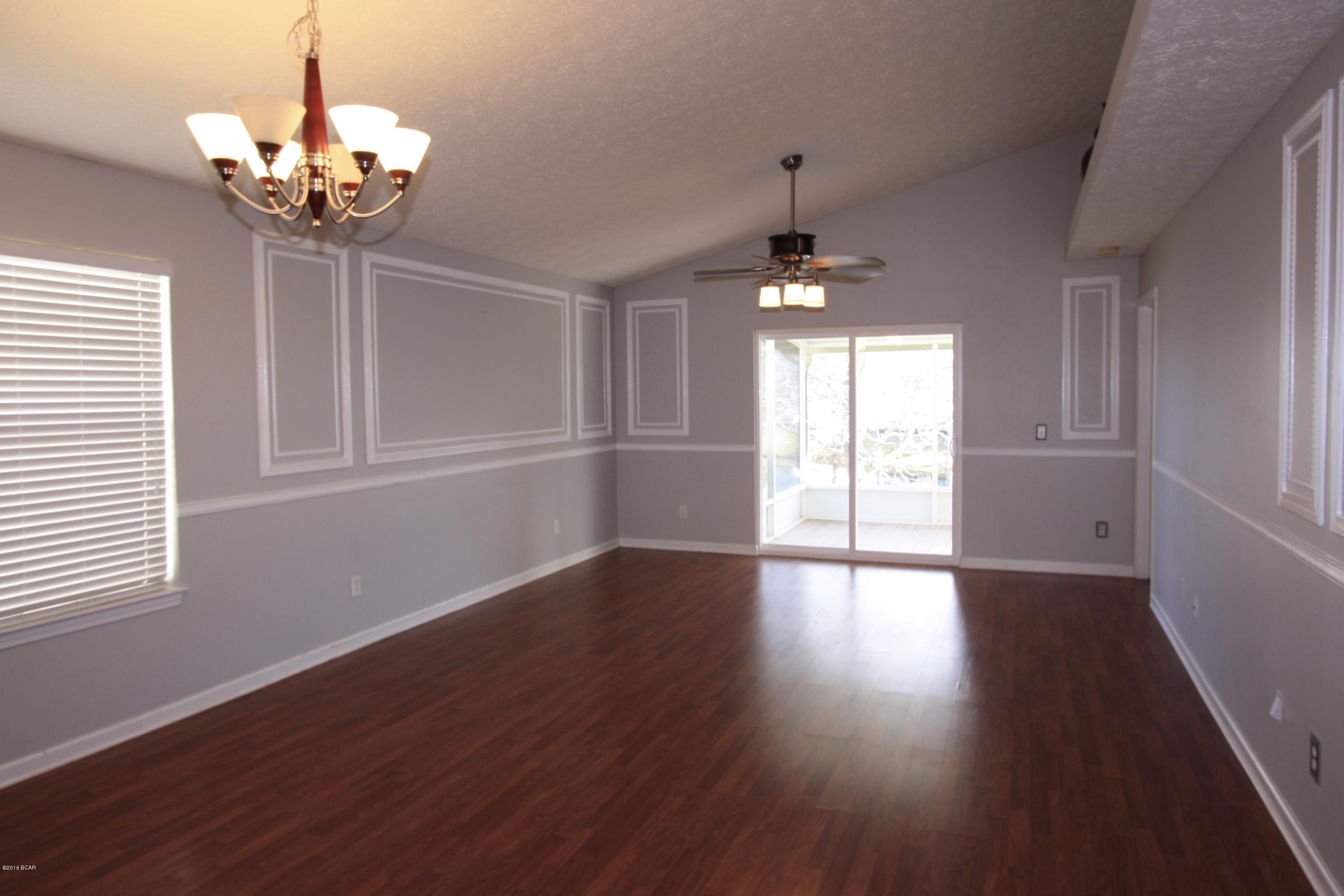 Palm Cove - Residential Lease