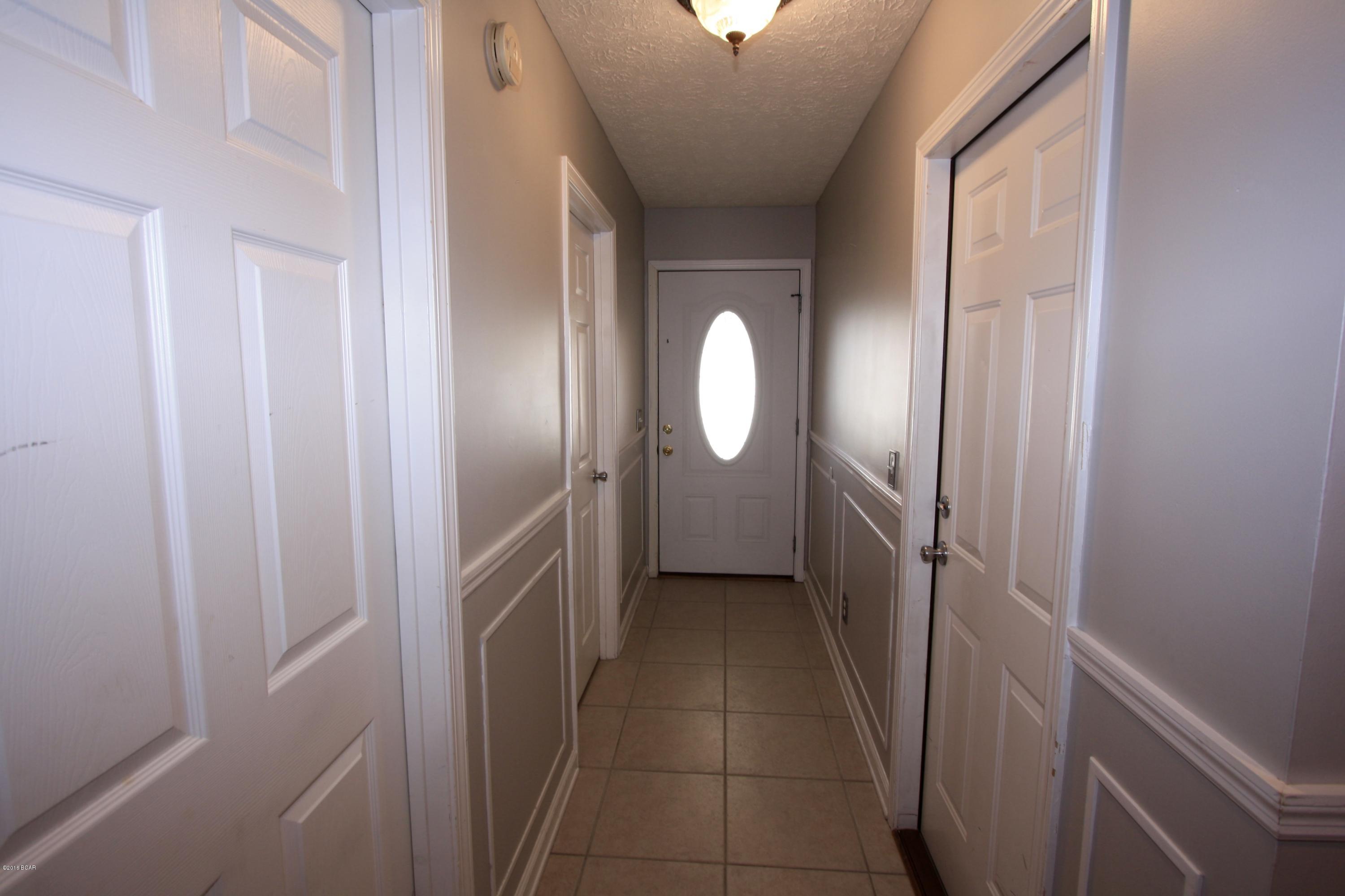 Palm Cove - Residential Lease