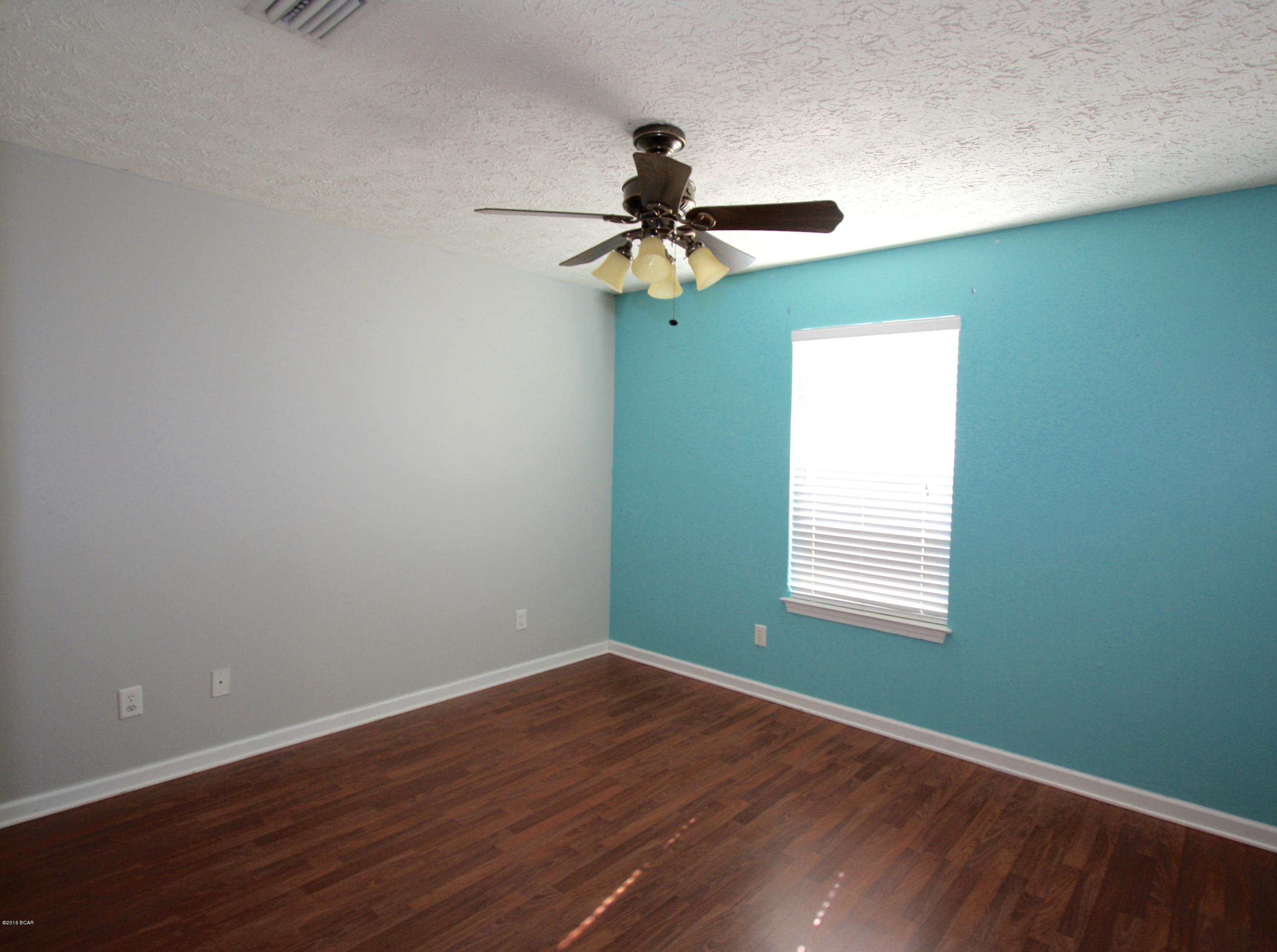 Palm Cove - Residential Lease