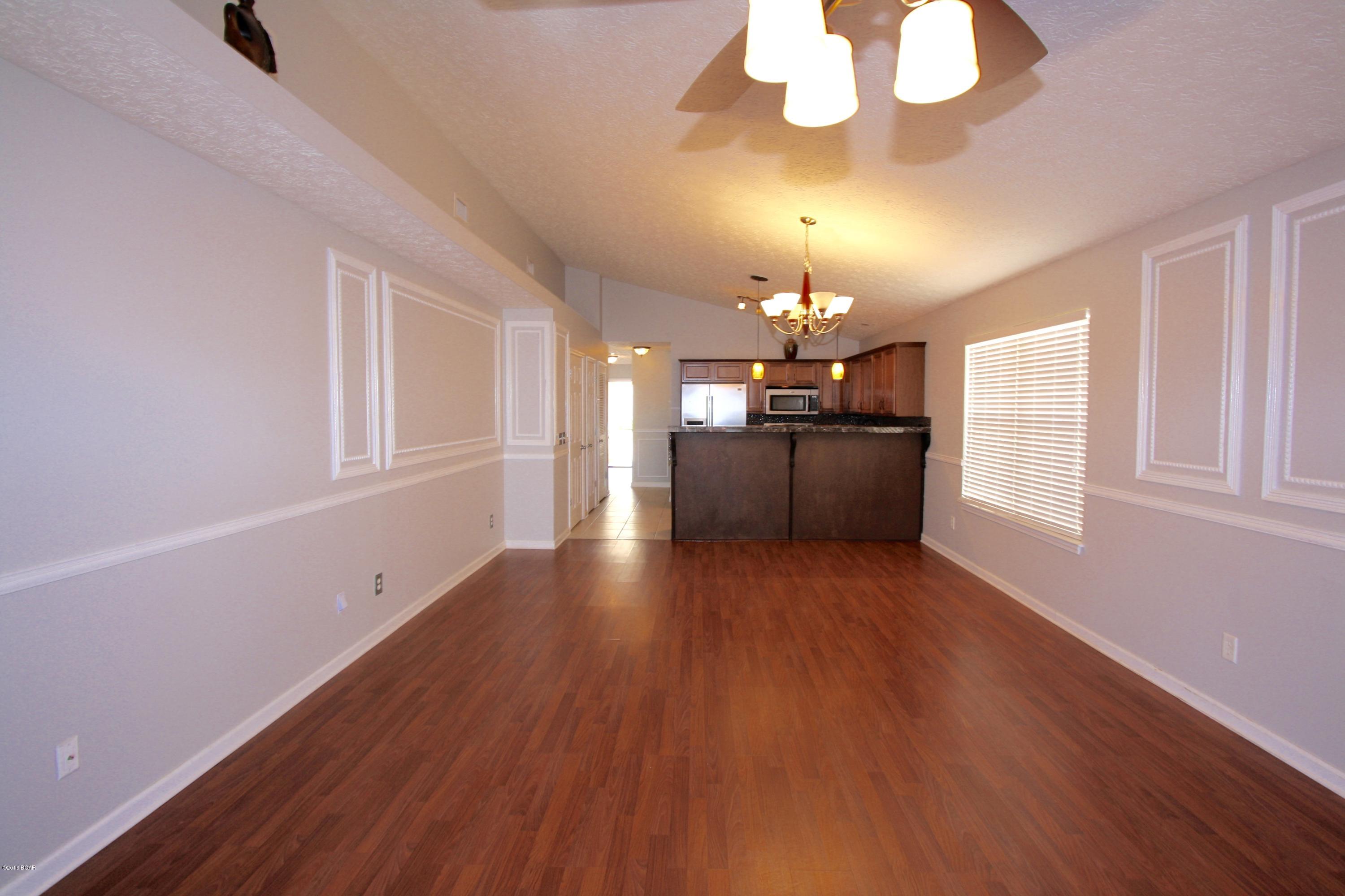 Palm Cove - Residential Lease