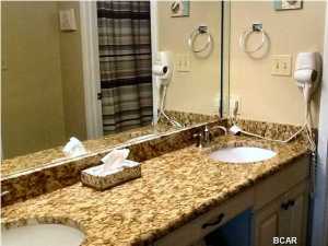 Edgewater Golf Villas V-B - Residential