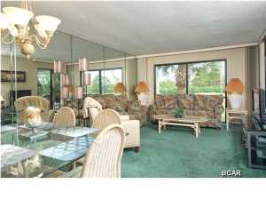 Edgewater Golf Villas V-B - Residential