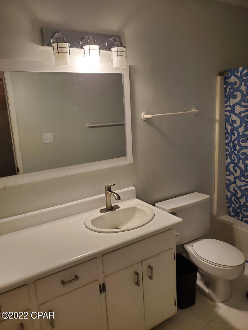 Baywood Shores Est Unit 8 - Residential