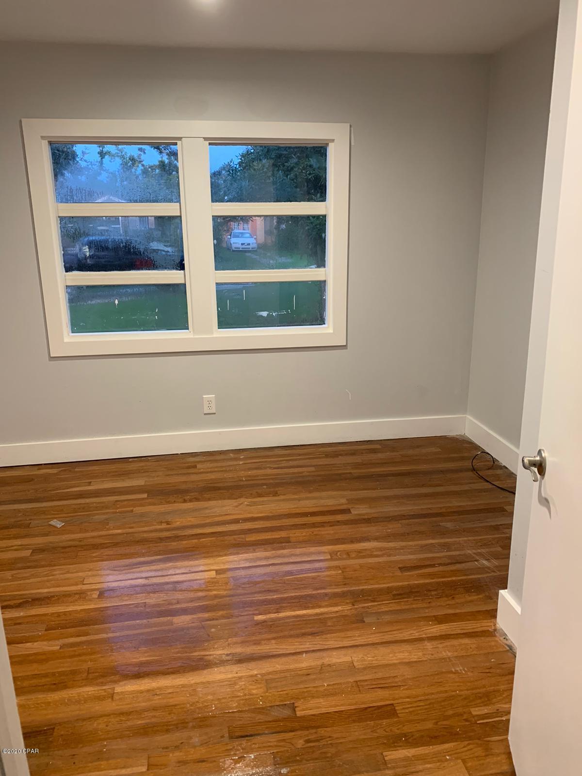 [No Recorded Subdiv] - Residential Lease