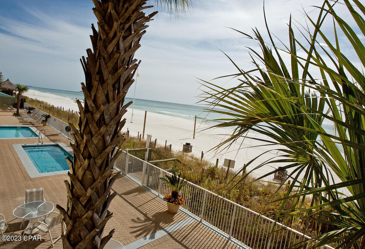 Emerald Isle - Residential