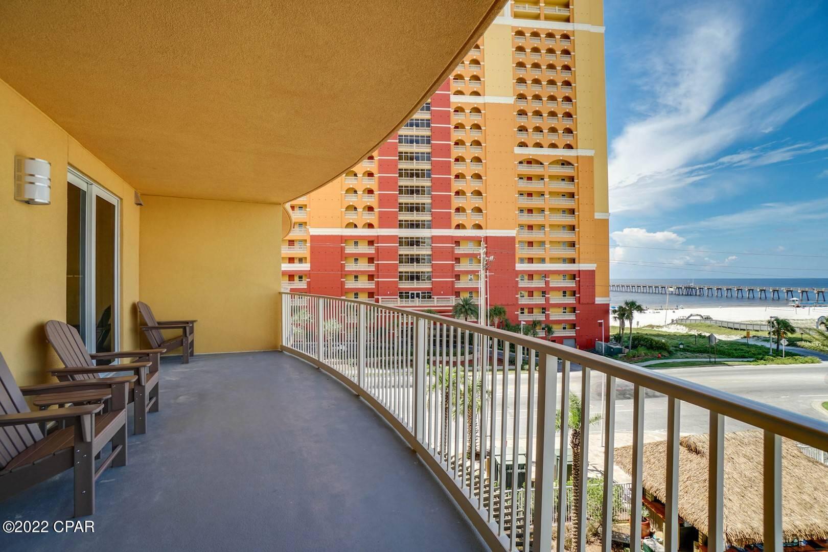 Calypso Towers III - Residential
