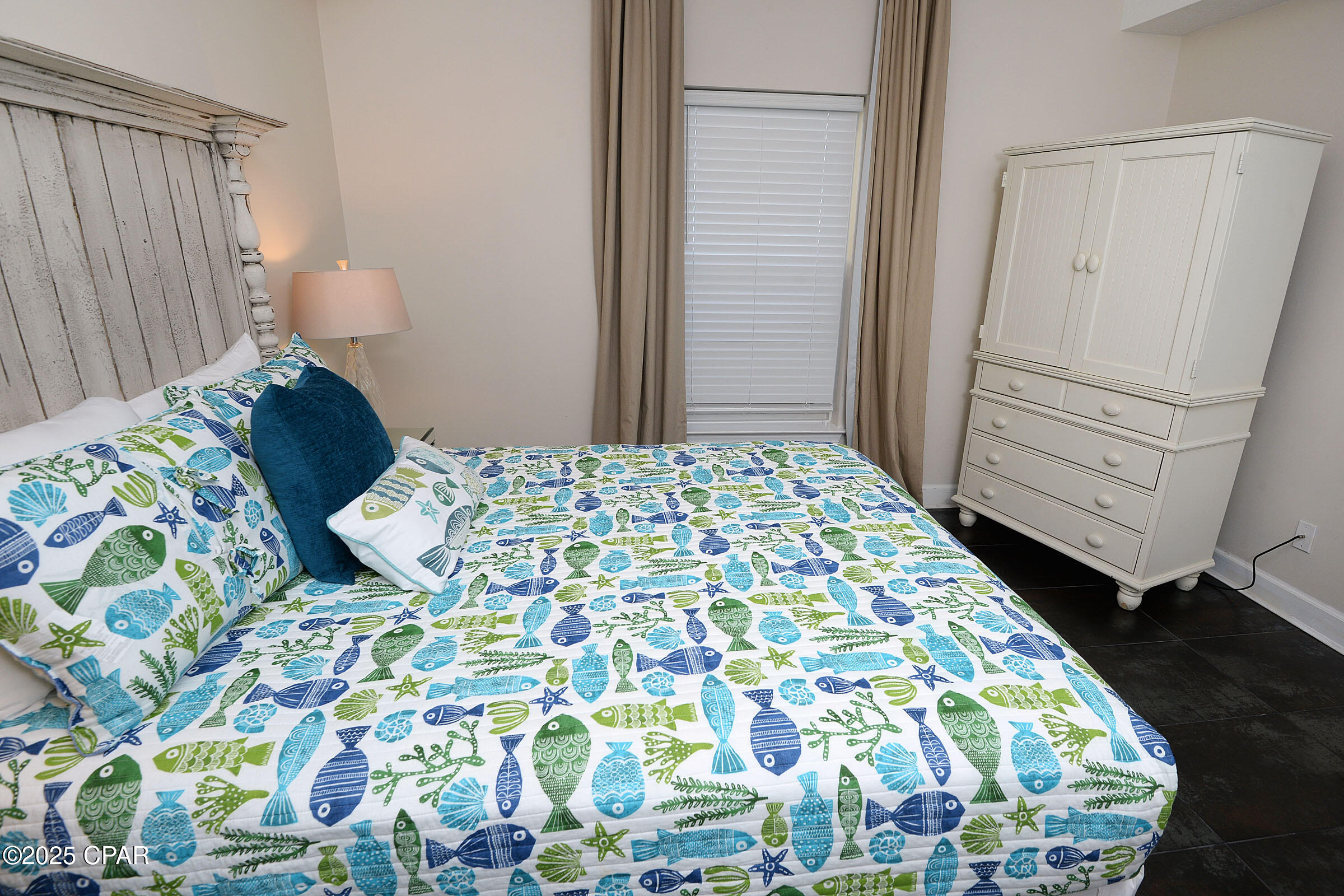 Emerald Isle - Residential