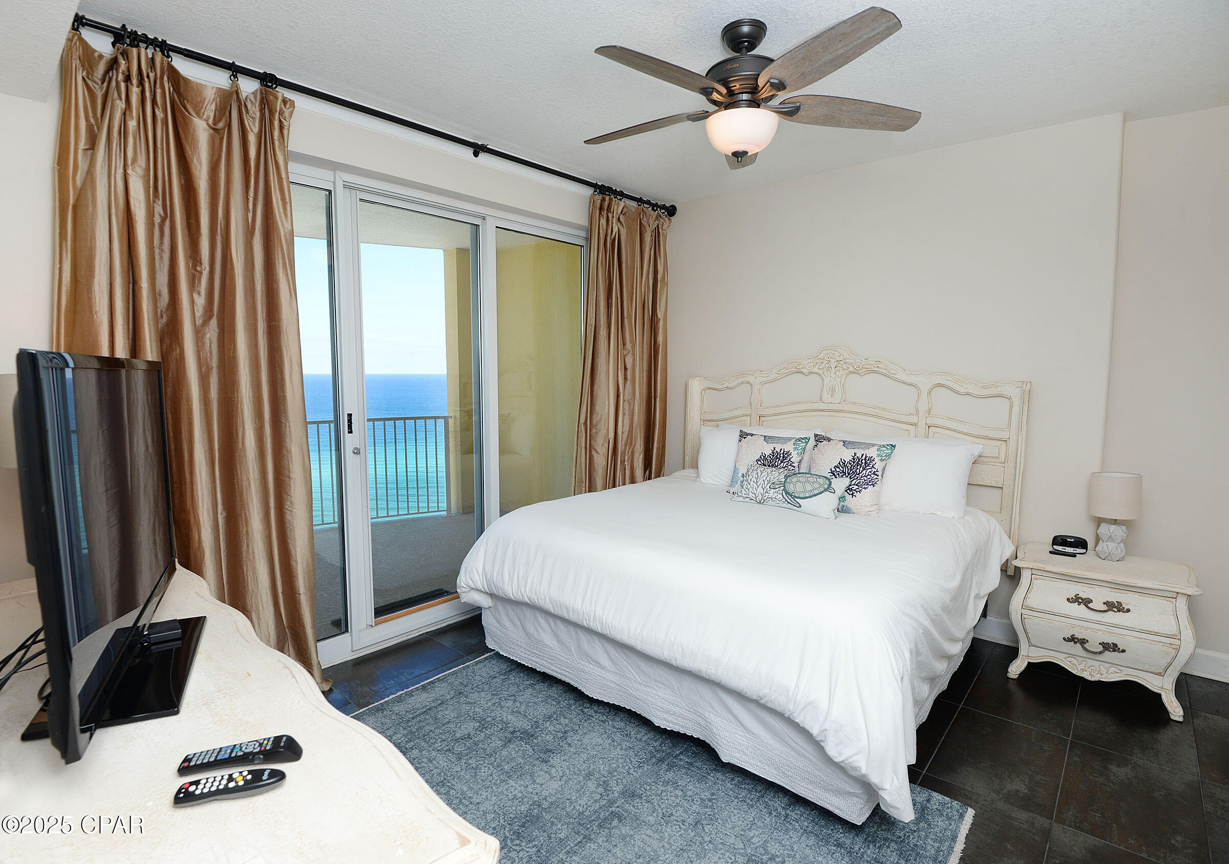 Emerald Isle - Residential