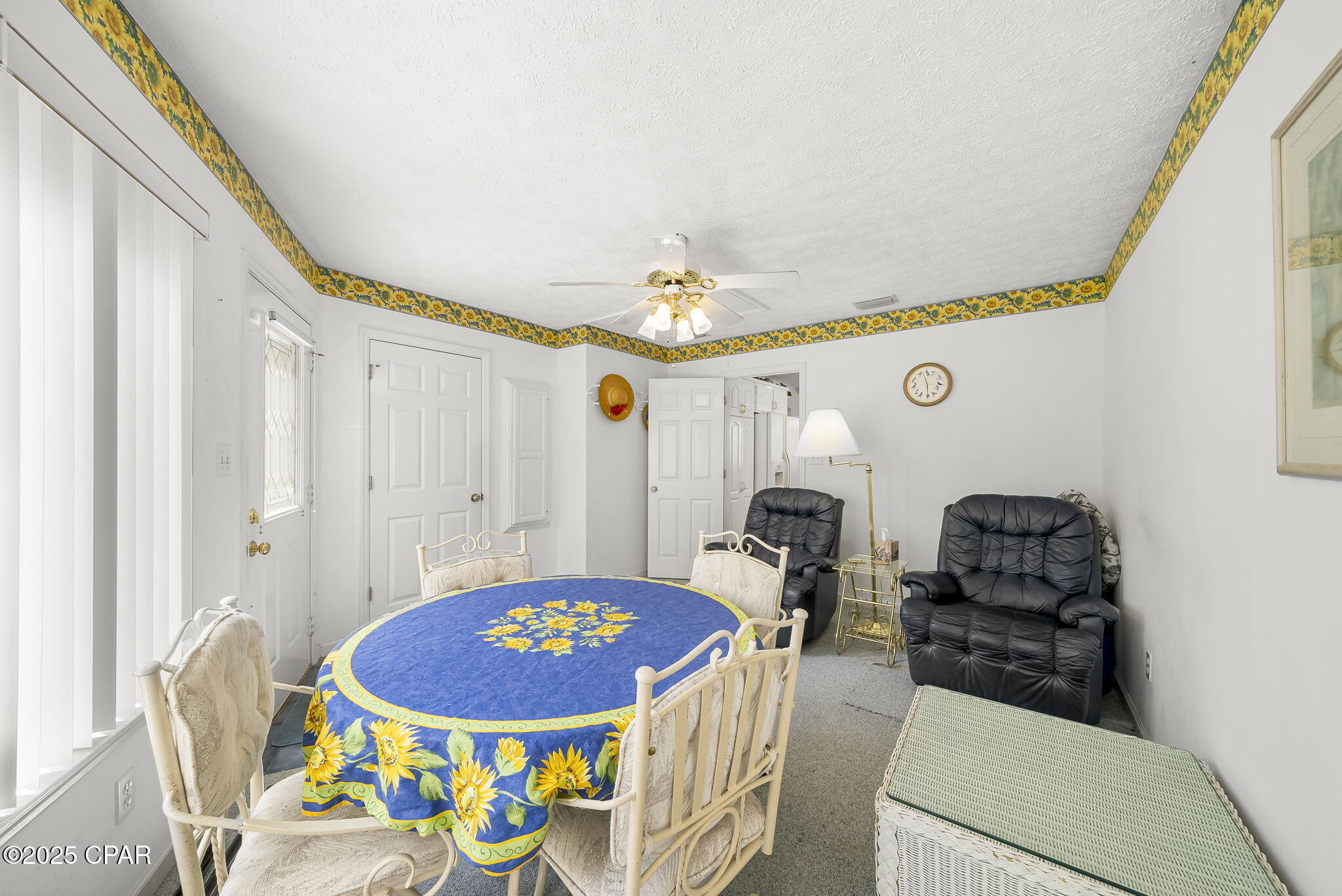 Venture Out Travel Trail - Residential