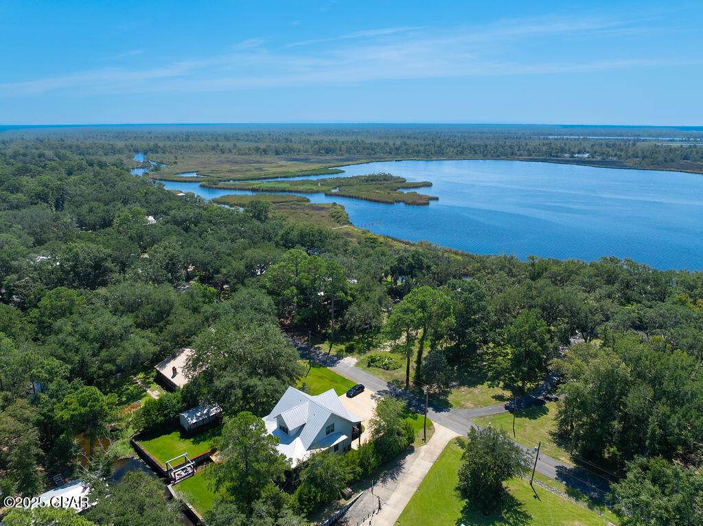 Twin Oaks 1st Add - Residential