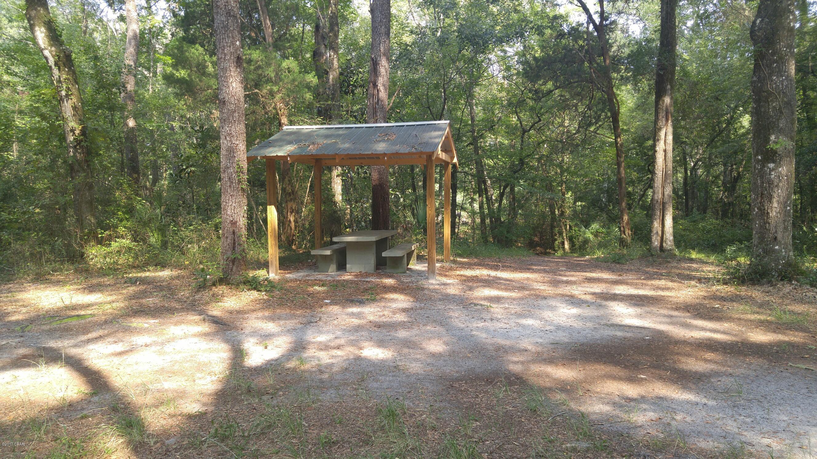 Econfina Estates Unrecord. - Land